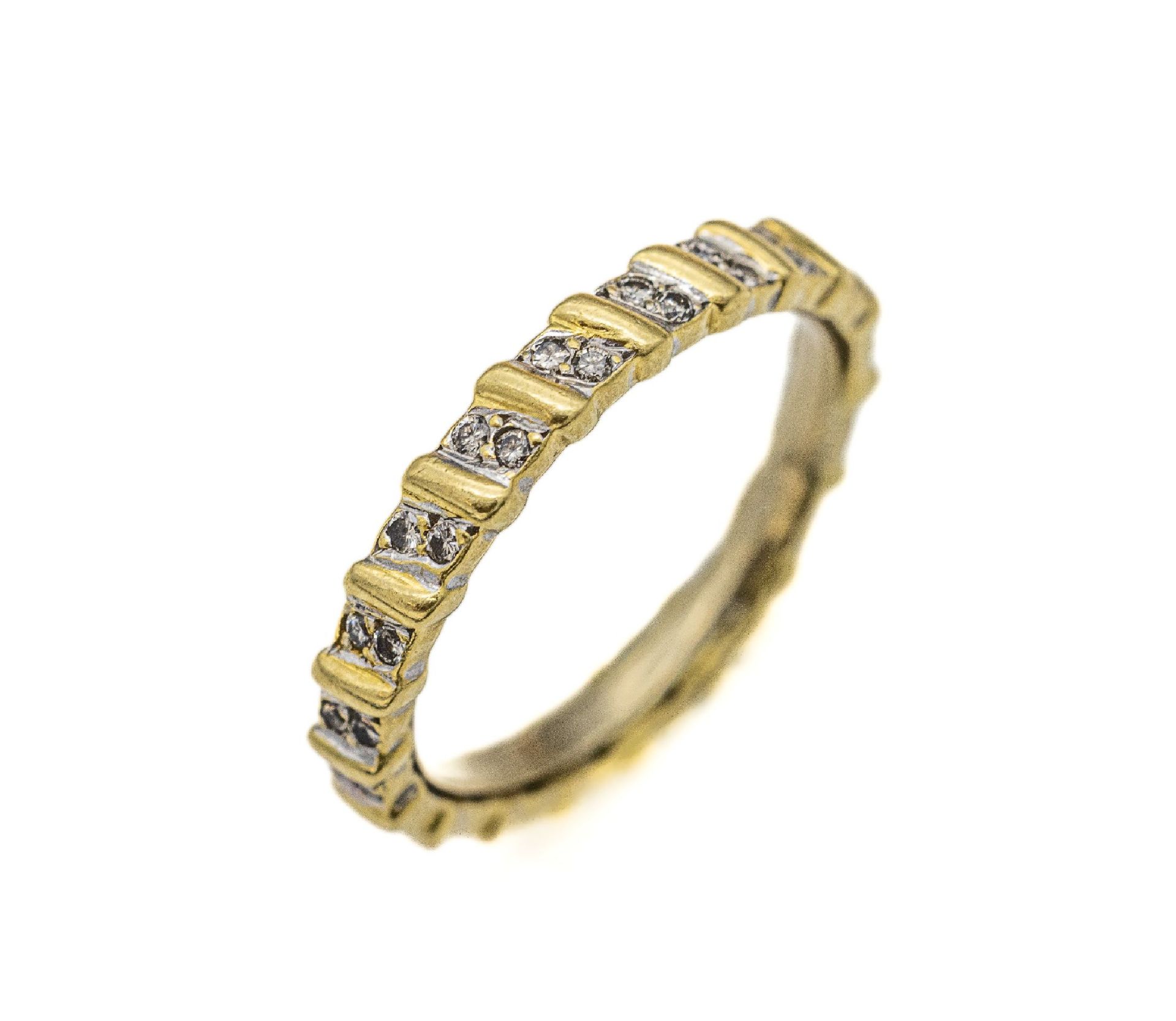 18 kt Gold Diamant-Ring,   GG 750/000 gepr., bes. mit 38