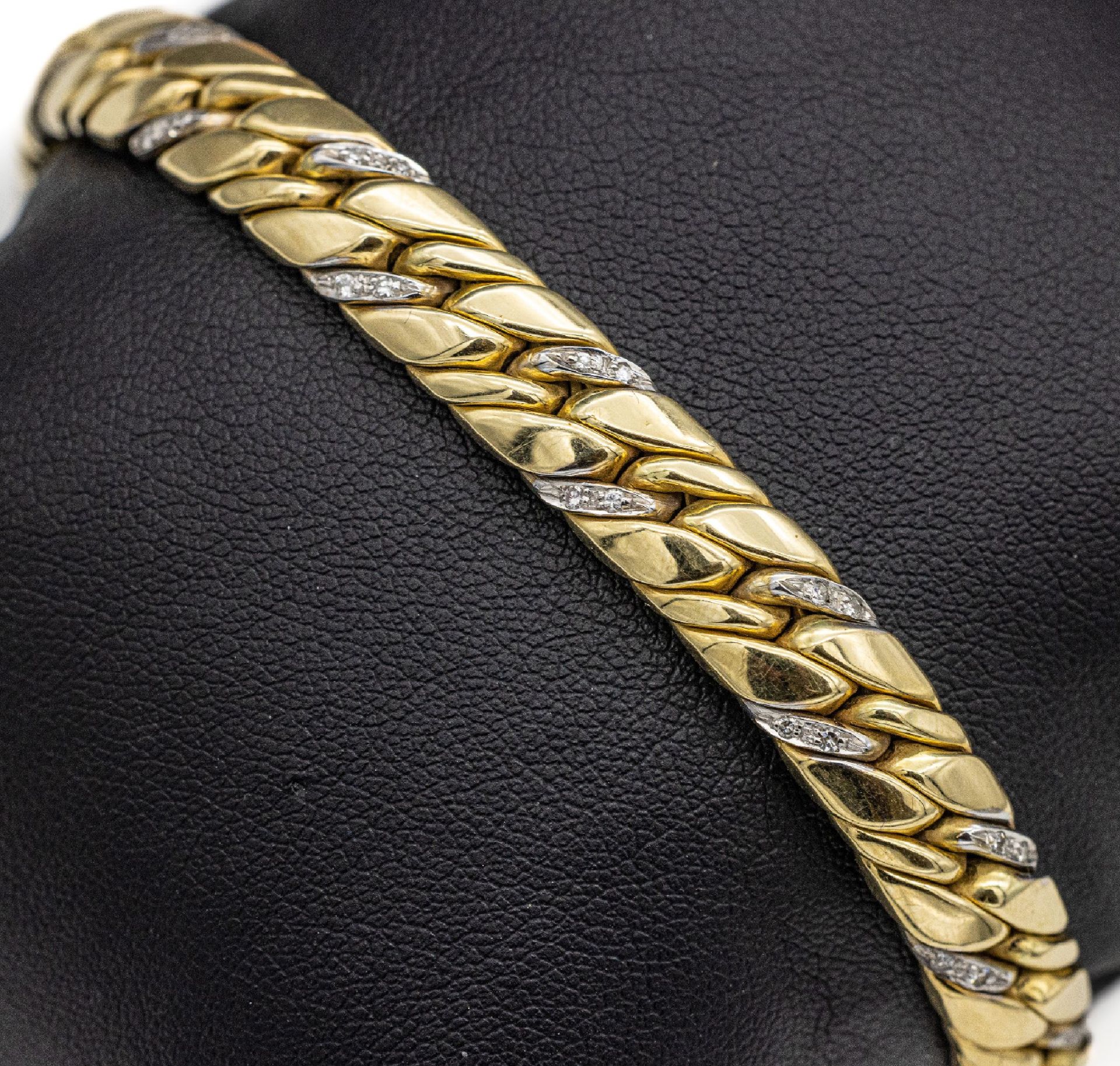 14 kt Gold Diamant-Armband,   GG/WG 585/000, WG-Glieder