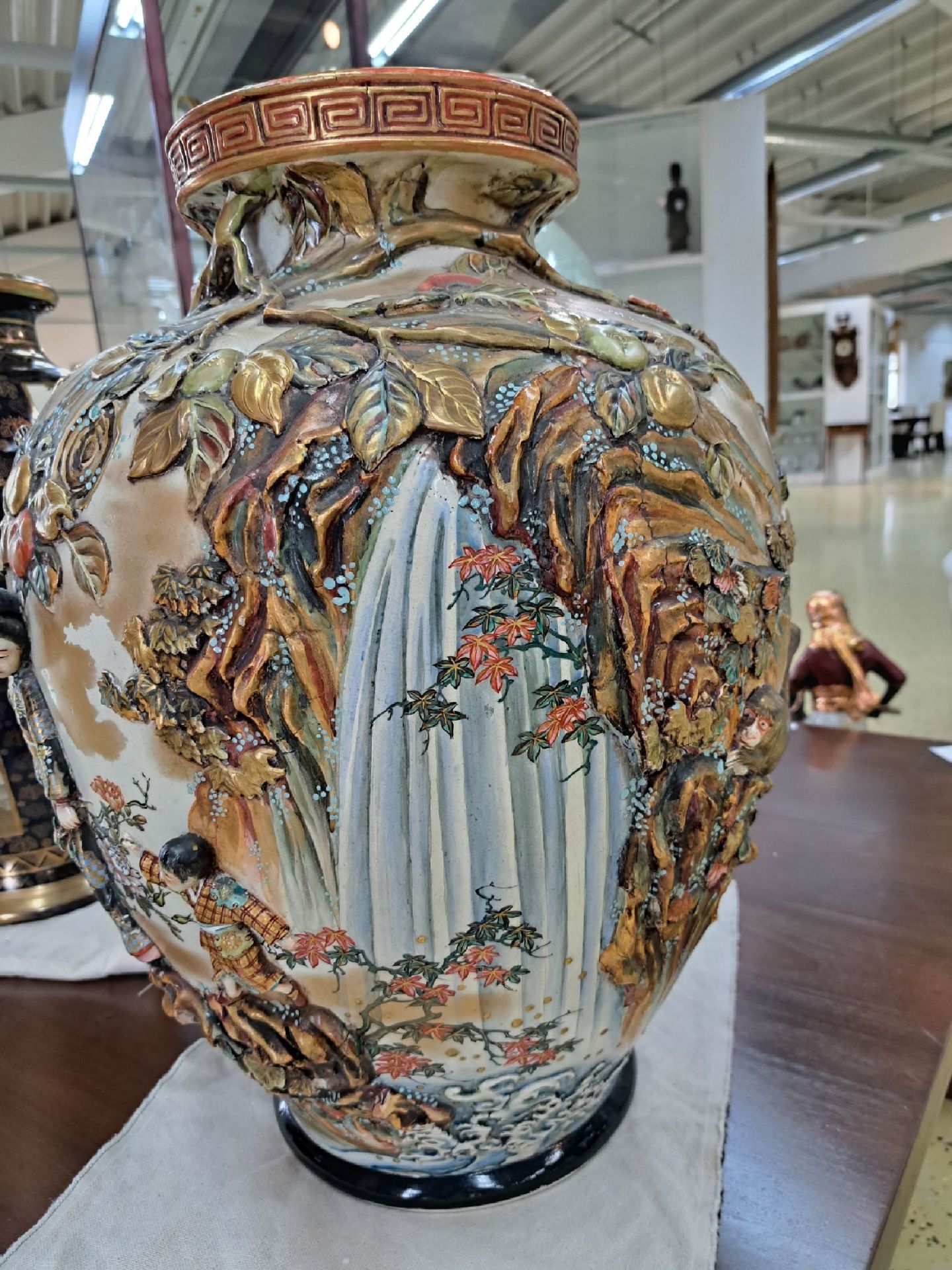 Grosse Satsuma-Vase, Japan, wohl Kinkozan, Meiji-Zeit, - Image 3 of 6