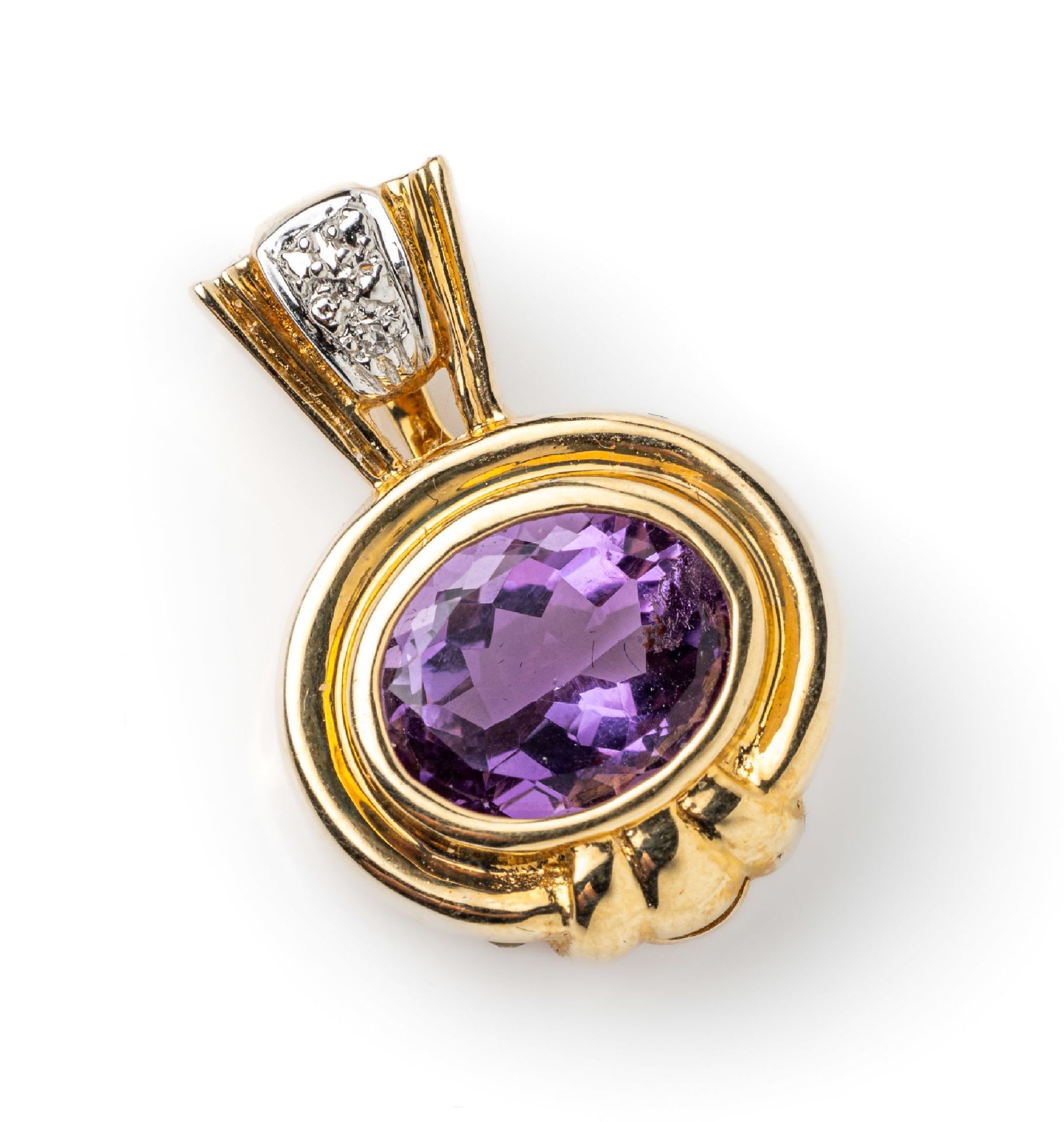 14 kt Gold Amethyst-Anhänger, GG 585/000, ovalfacett.