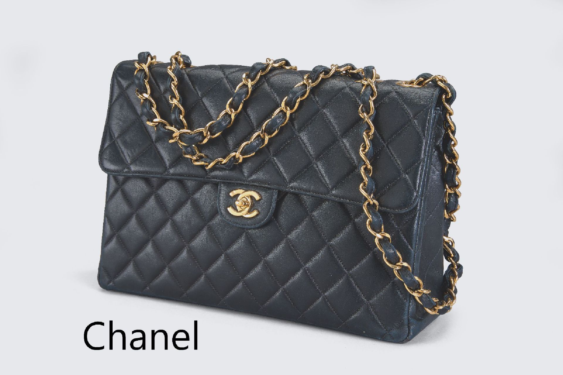 CHANEL Handtasche, single Flap Bag, schwarzes Kalbsleder