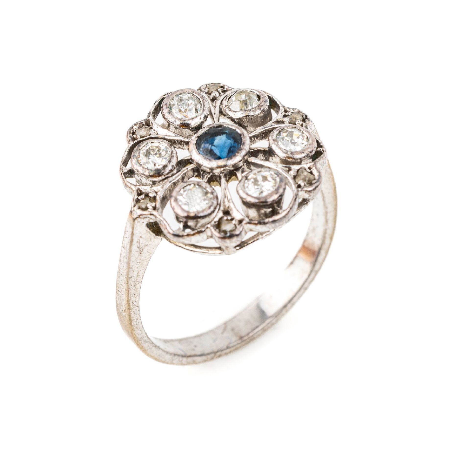 Ring mit Diamanten, Kopf um 1890, Silber,   gepr., Schiene
