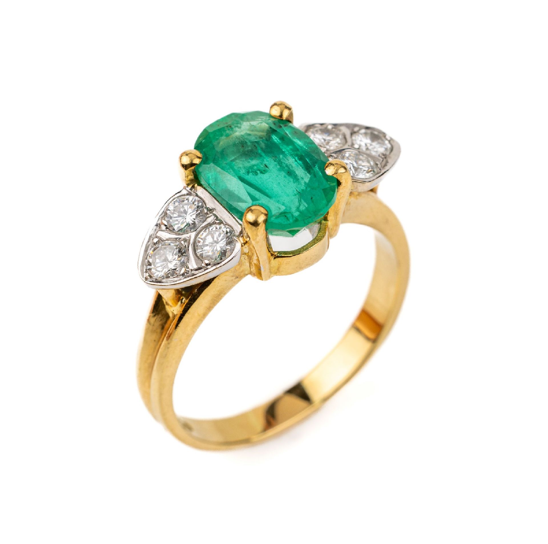 18 kt Gold Smaragd-Brillant-Ring,   GG/WG 750/000, mittig