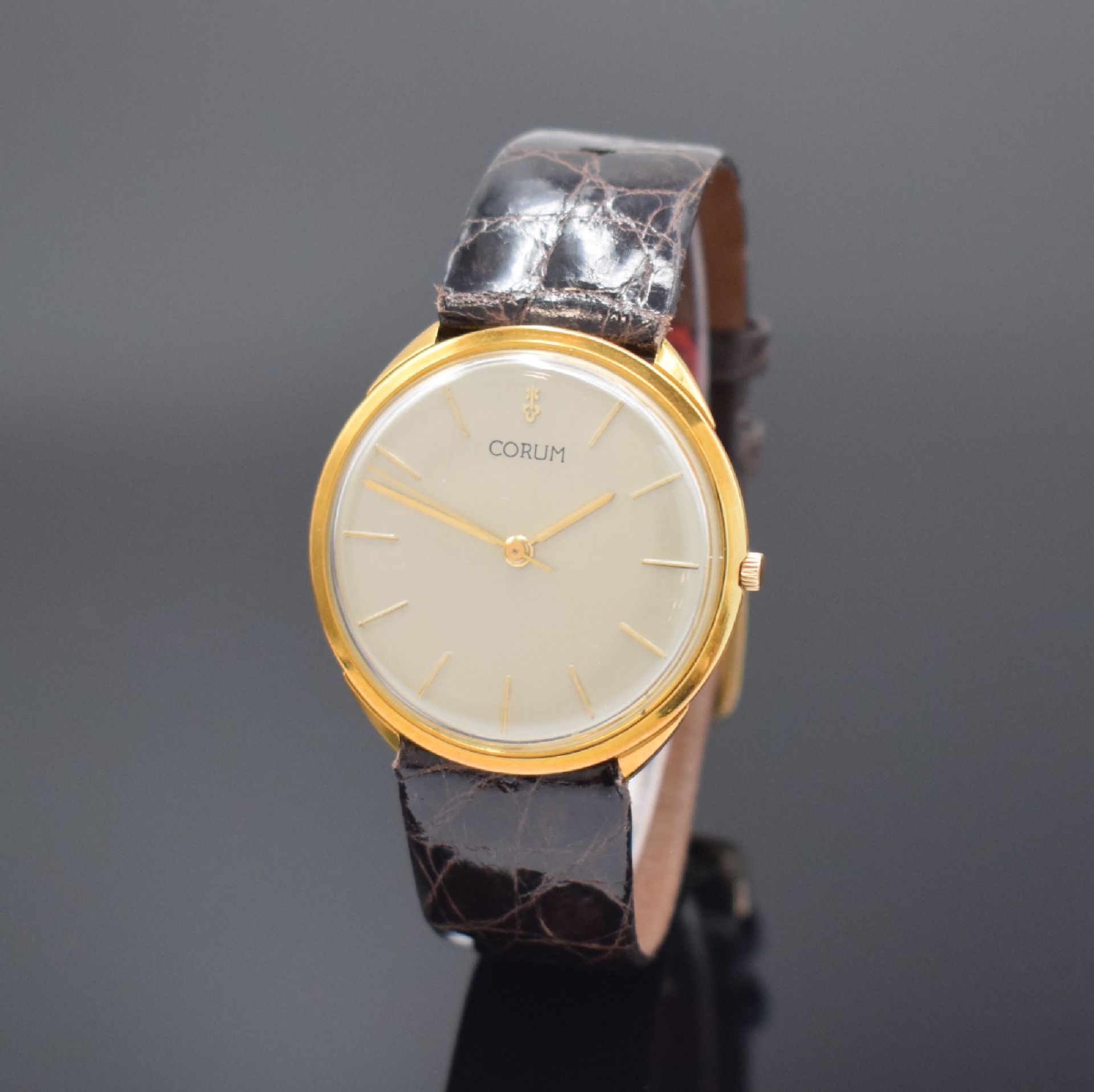 CORUM Armbanduhr in GG 750/000, Schweiz um 1960,