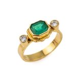 18 kt Gold Smaragd-Brillant-Ring, GG 750/000, Smaragd im