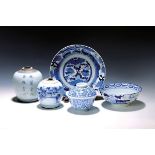 8 Teile chinesisches Porzellan, 18-20. Jh., Teller und
