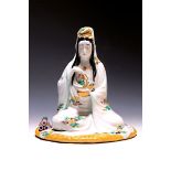 Guanyin, China, 20. Jh., Porzellan, feine polychrome