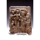 Reliefplatte, Benin, Nigeria, 20.Jh., Gelbguss/Bronze,