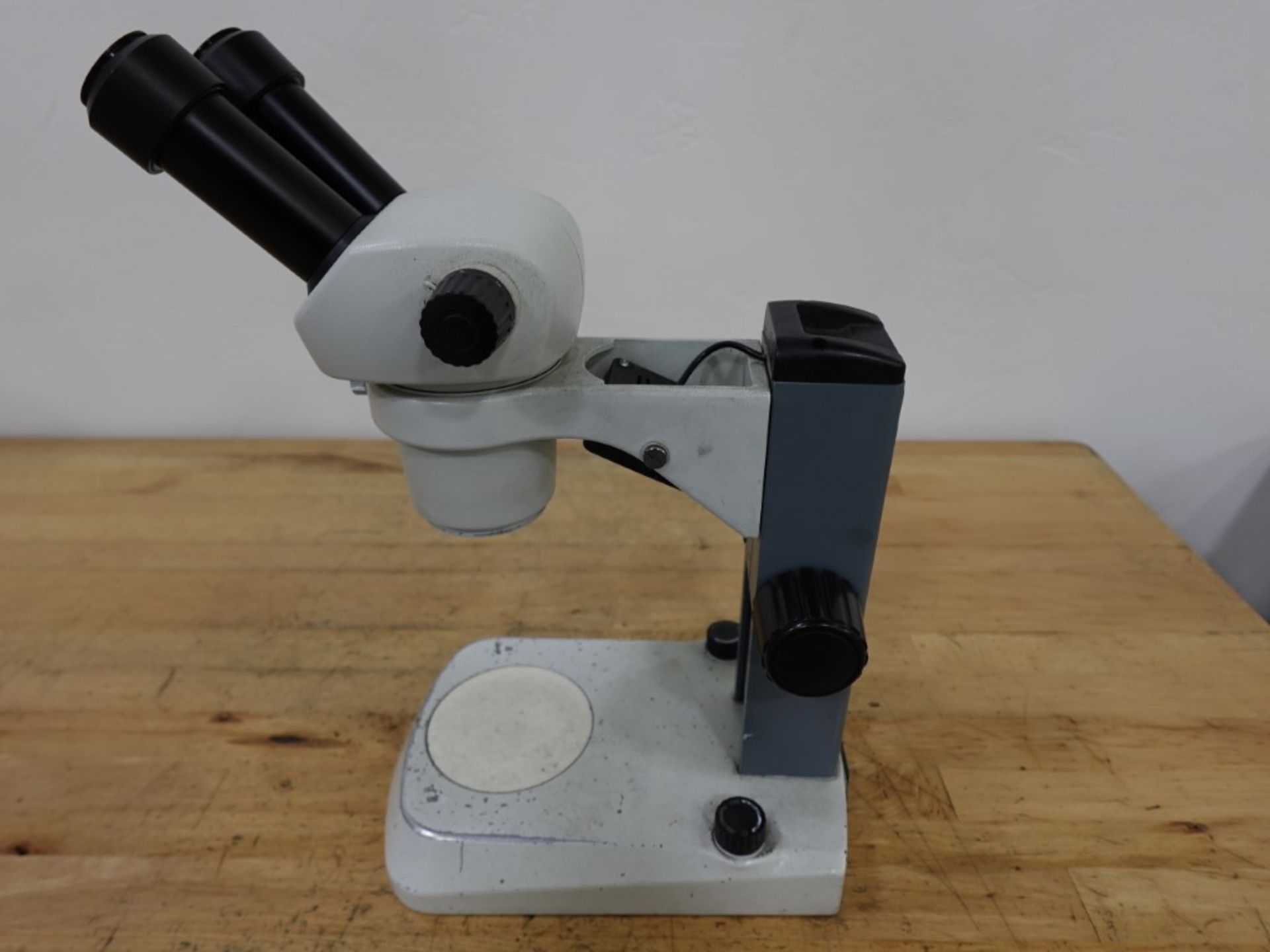 Vision Engineering  Stereo Microscope - Image 2 of 4