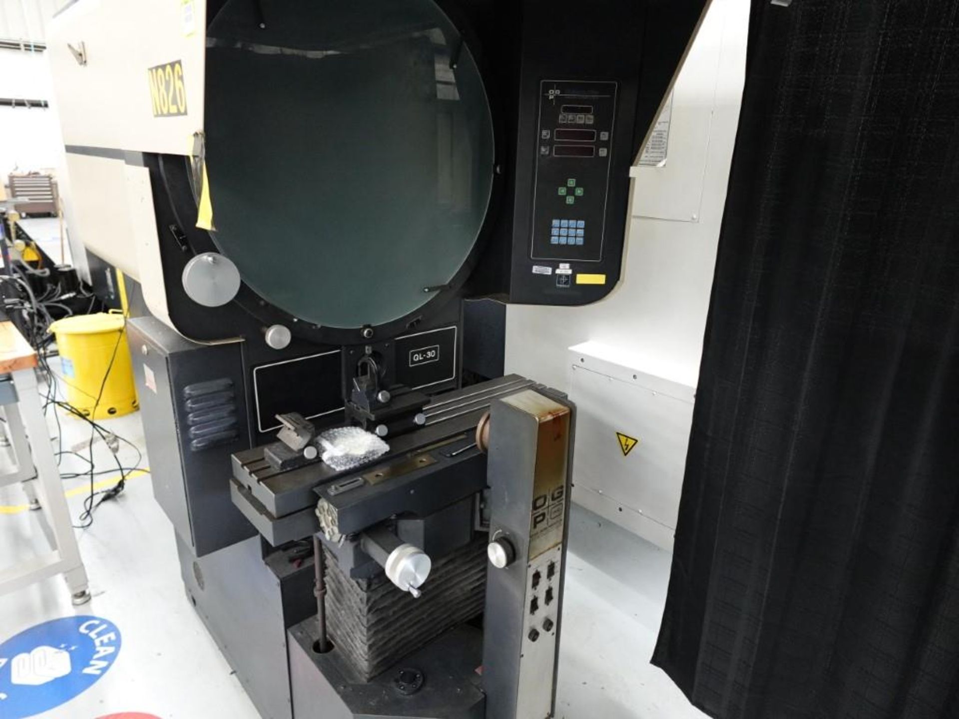 30" OGP QL-30 Optical Comparator - Image 2 of 7