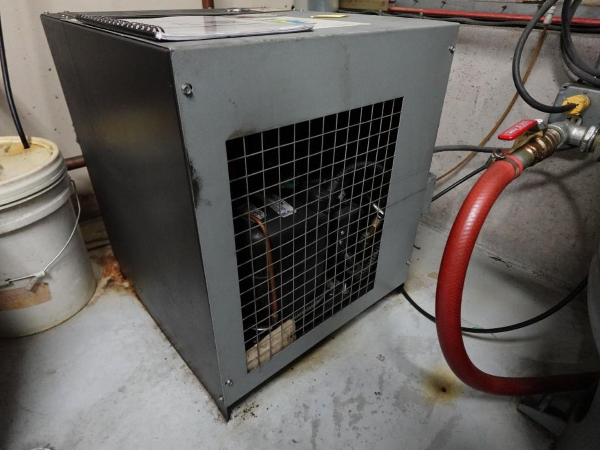 Van Air Compressed Air Dryer - Image 2 of 3