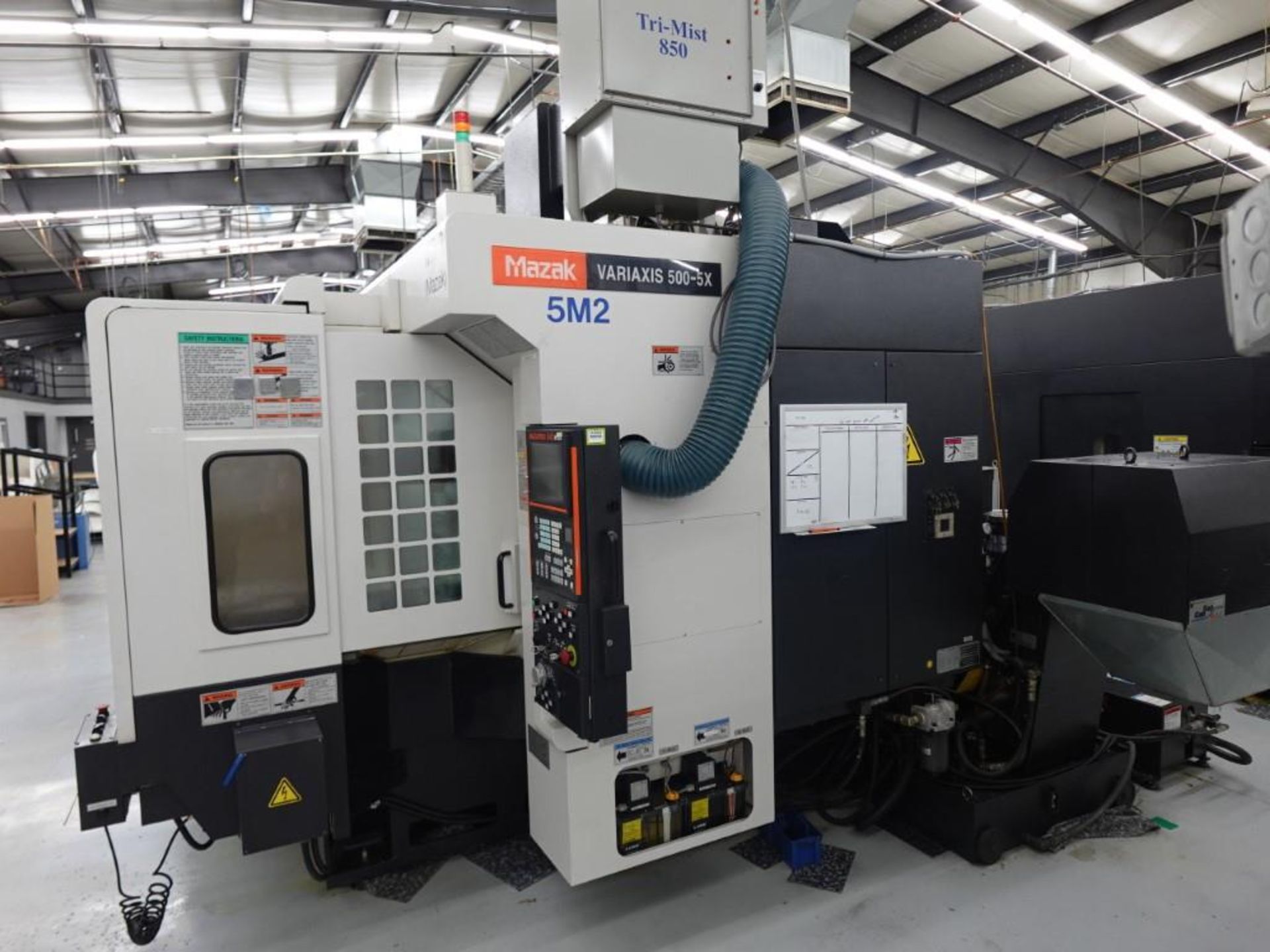 Mazak Variaxis 500-5X 5-Axis CNC Vertical Machining Center with Pallet Changer - Image 3 of 20