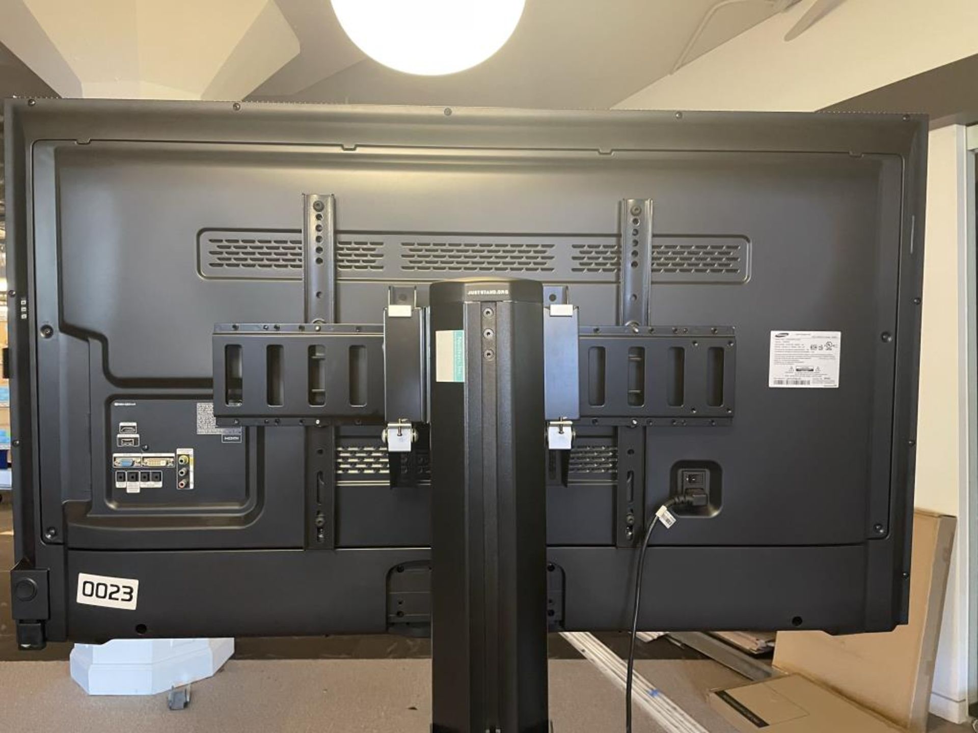 Samsung 55" Display & Ergotron Neo-Flex VHD Mobile Media Center - Image 3 of 9