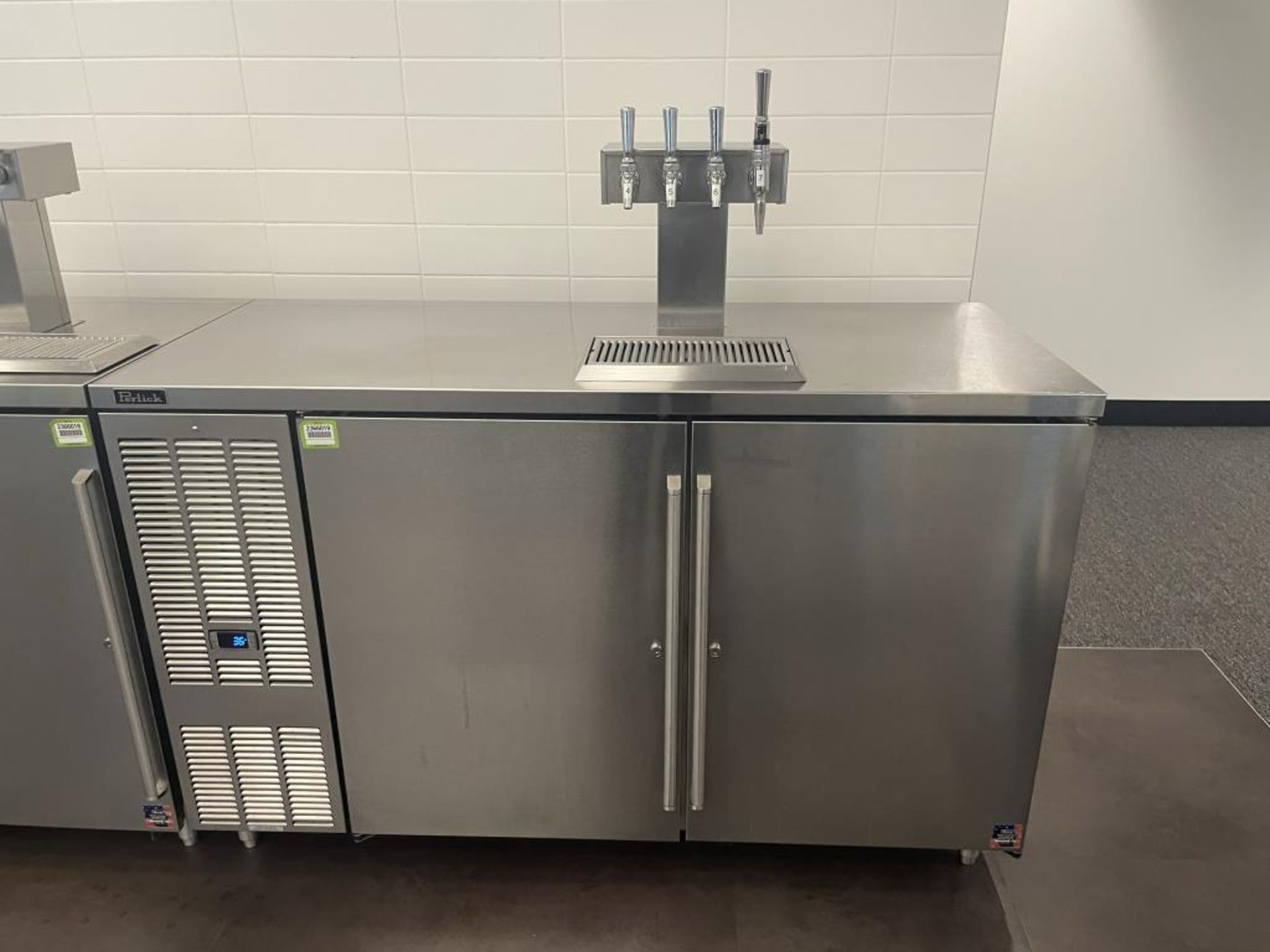 Perlick DDS60 S.S Pony Kegerator