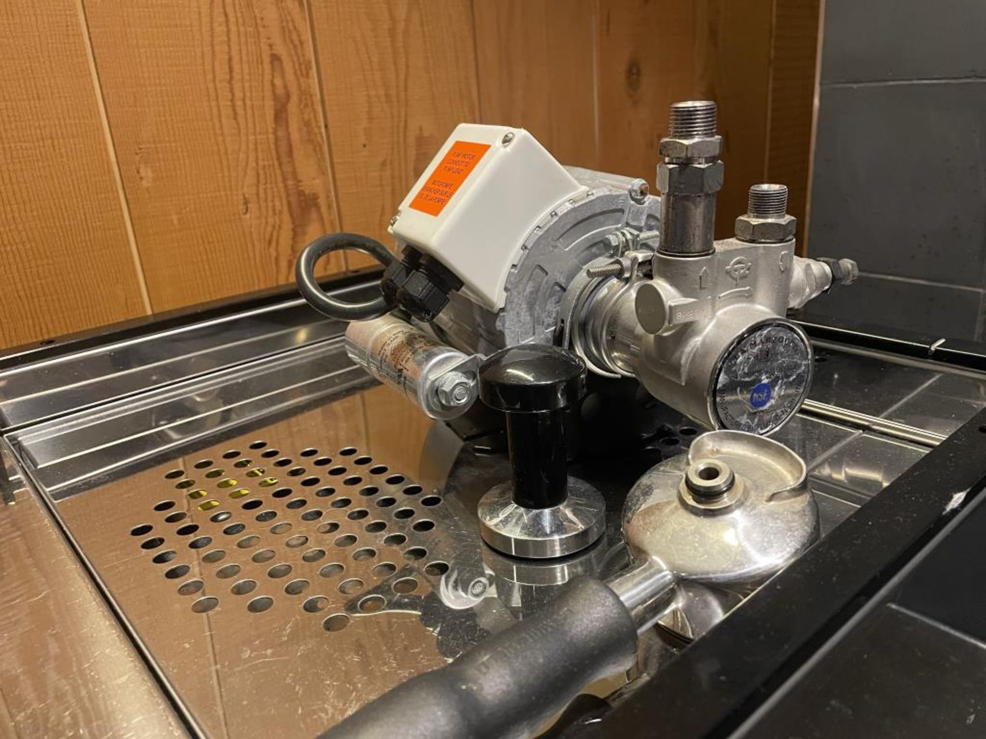 La Marzocco LINEA 1EE Semi-Auto Espresso Machine - Image 4 of 5