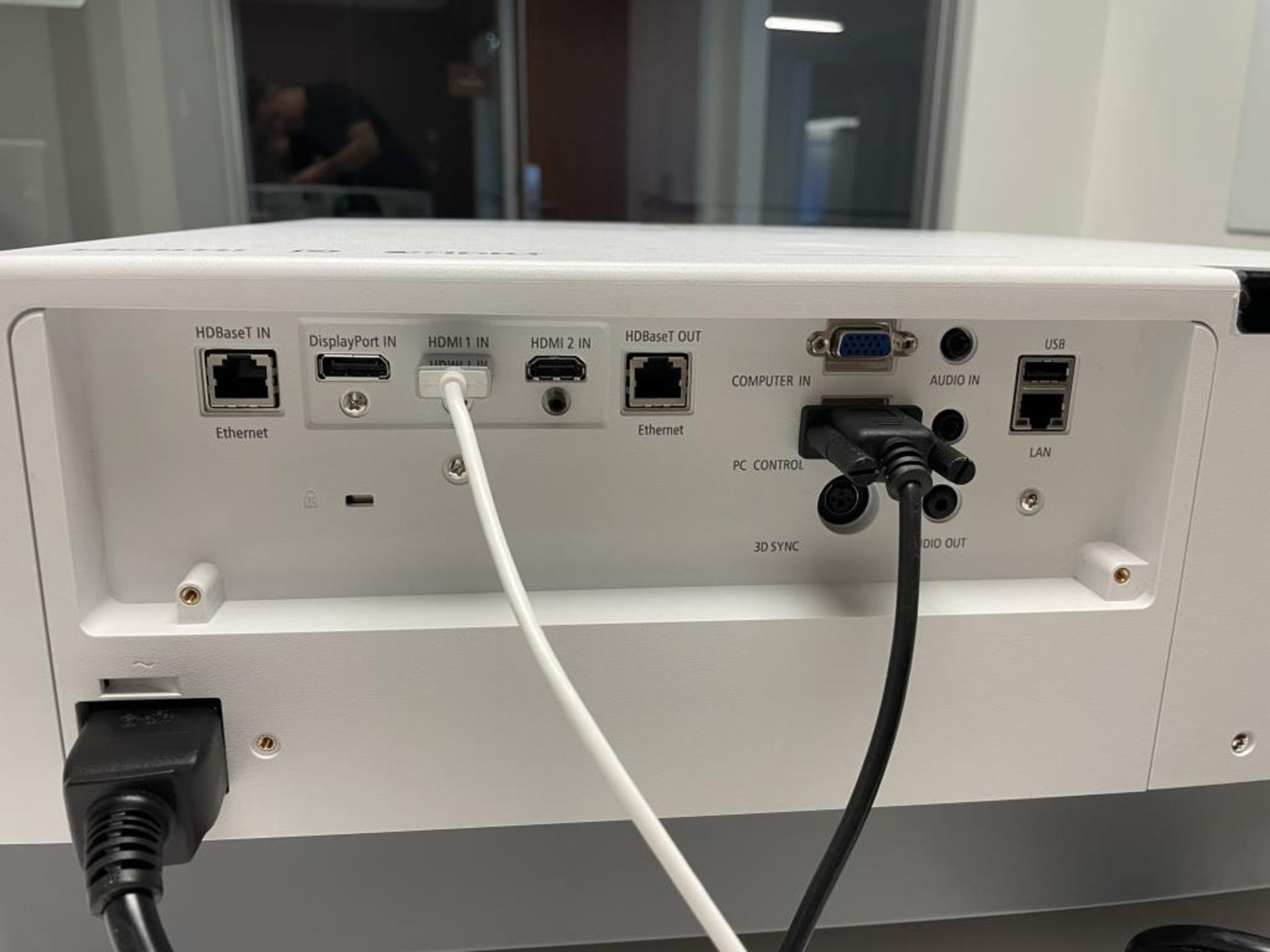 NEC NP-PA653UL 6500-Lumen WUXGA LCD Laser Projector - Image 5 of 7