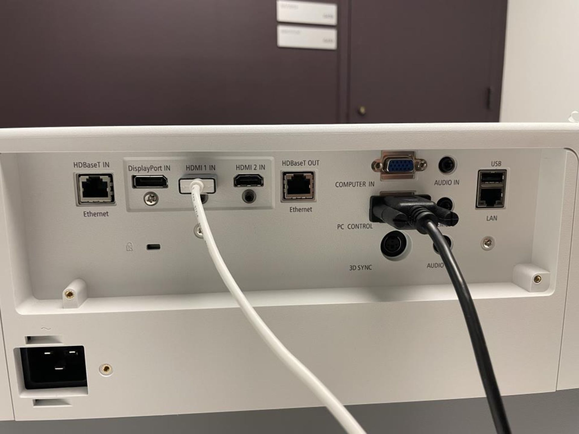 NEC NP-PA653UL 6500-Lumen WUXGA LCD Laser Projector - Image 4 of 7