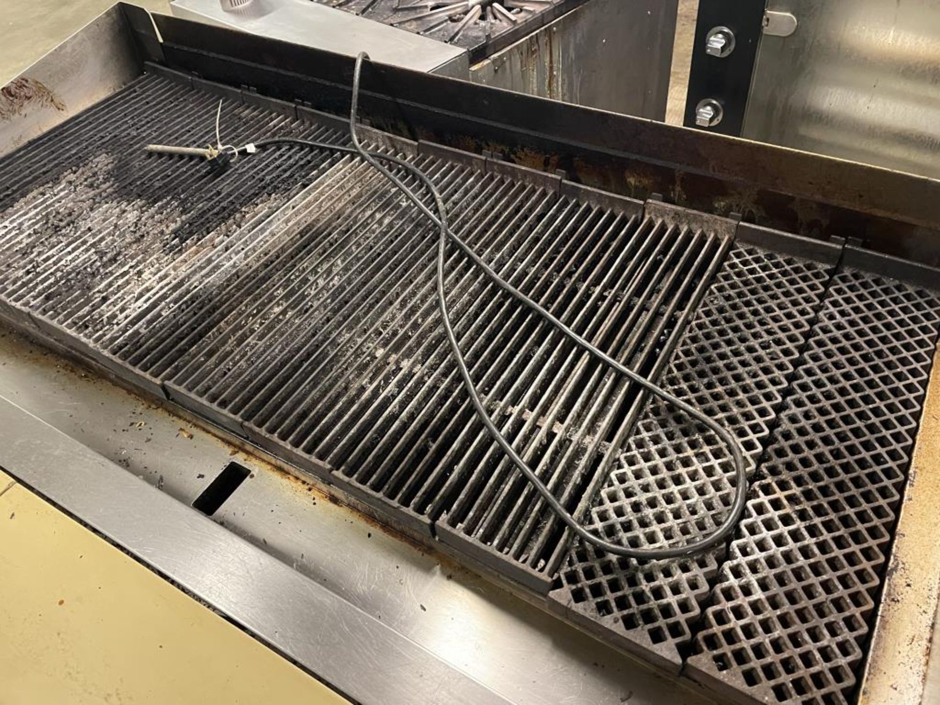 Vulcan 62" Charbroiler & Chef Base Refrigerator - Image 4 of 10