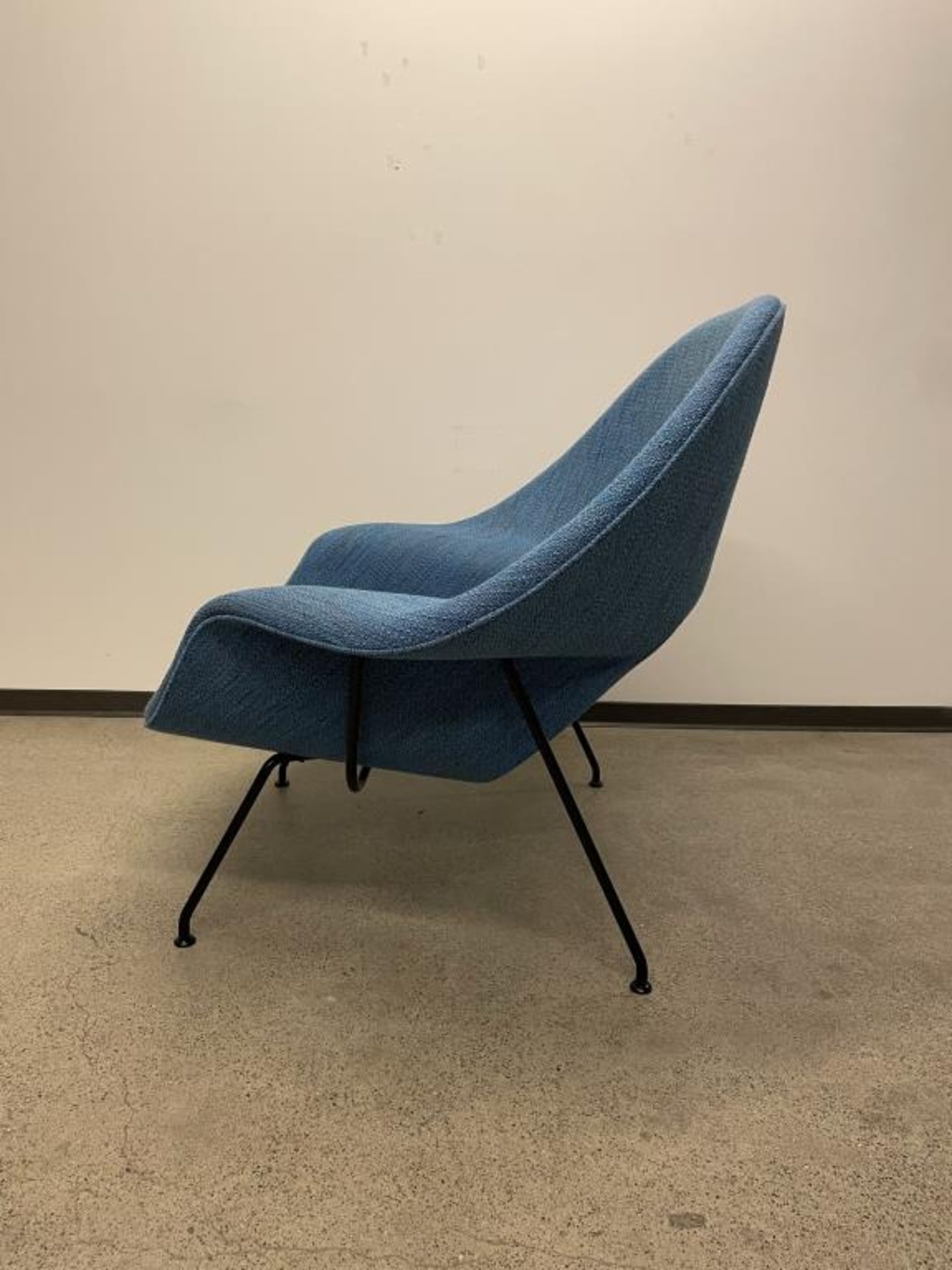 Knoll Womb Chair, Large - Image 3 of 6