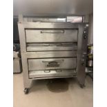 Montague 23P-2 Gas Deck-Type Pizza Bake Oven