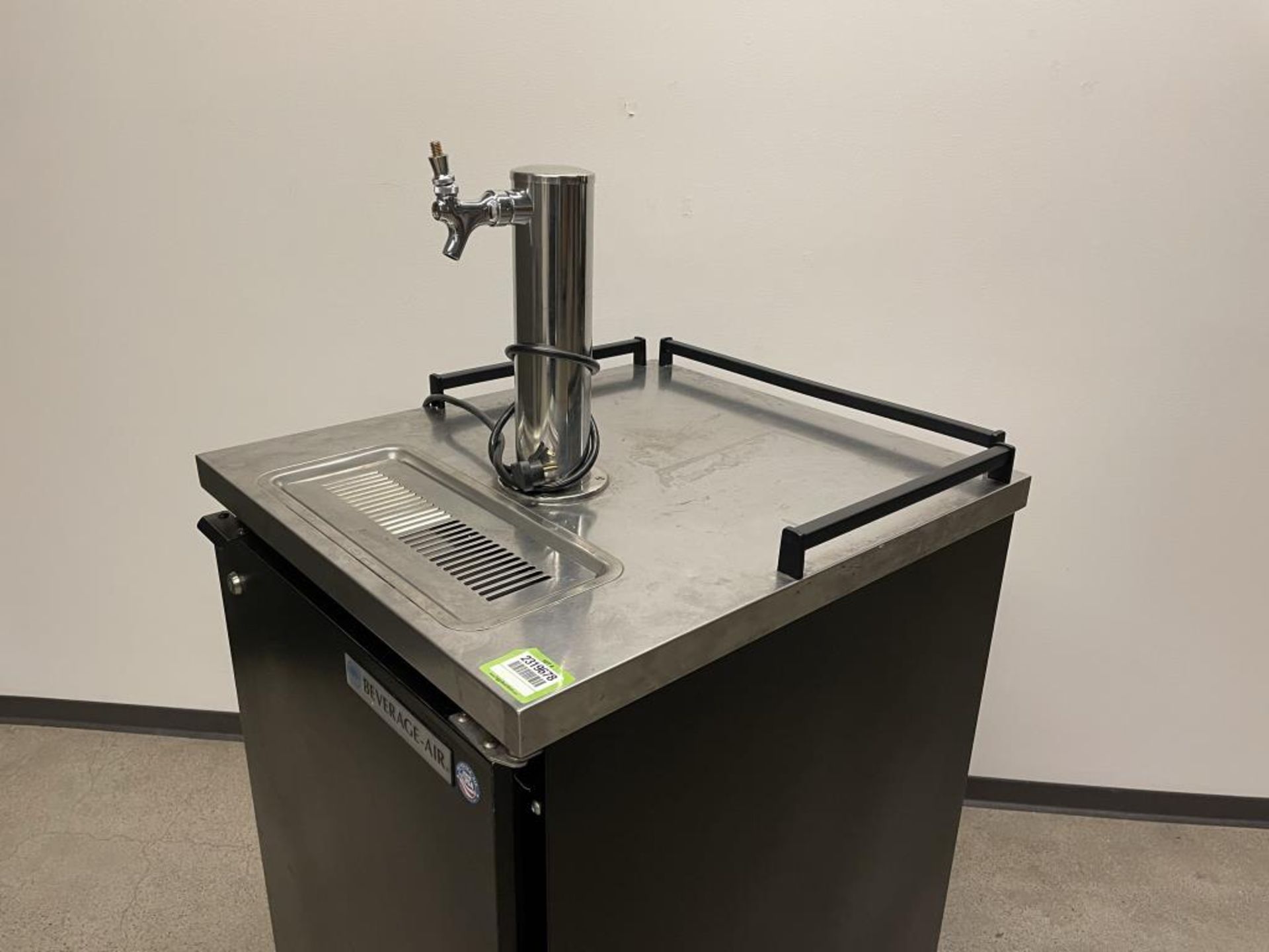 Beverage-Air BM23-B Kegerator Beer Dispenser - Image 5 of 6