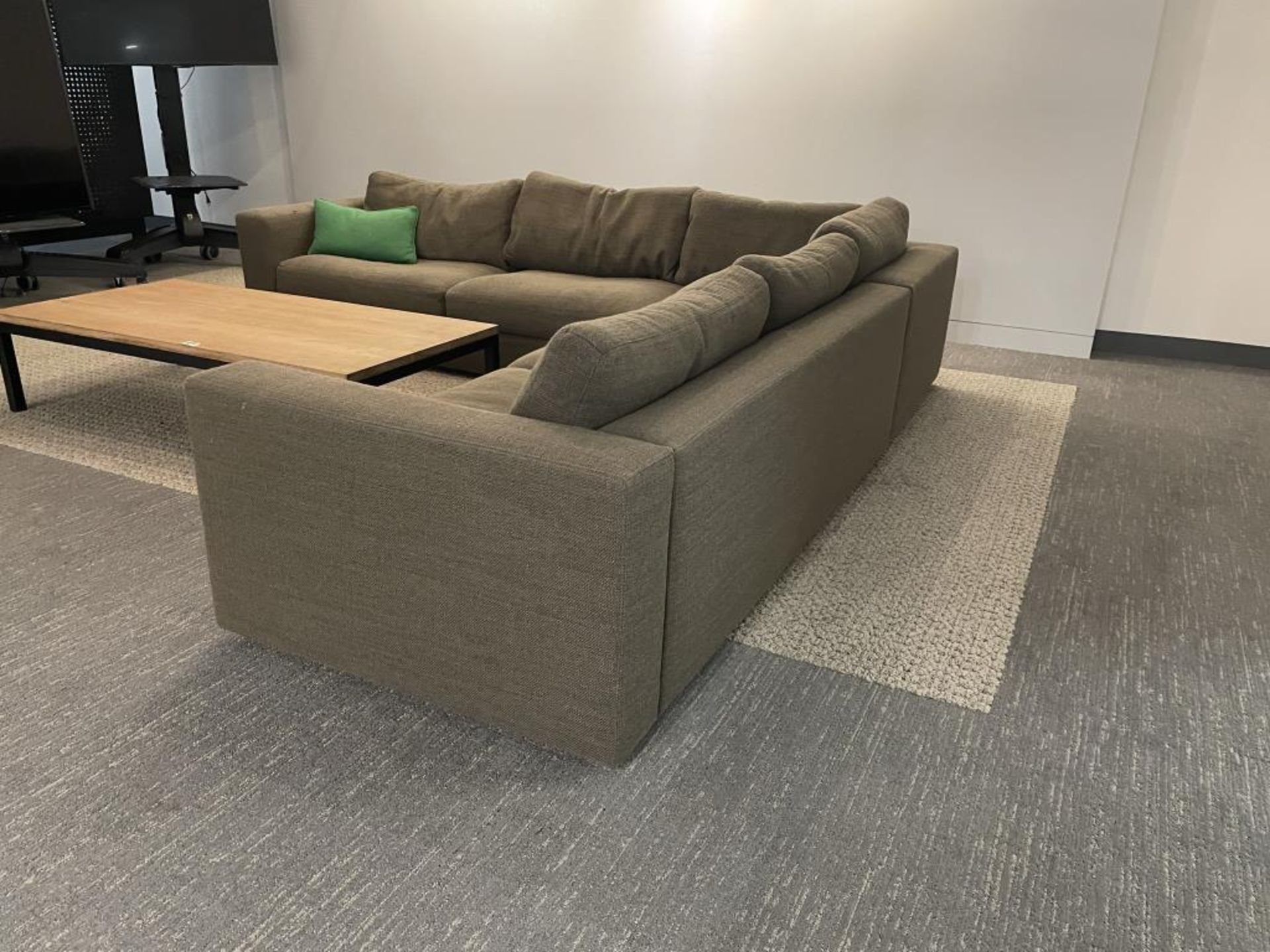 3-Sectional DWR L-Shape Couch w/ OHIO Coffee Table - Image 4 of 6