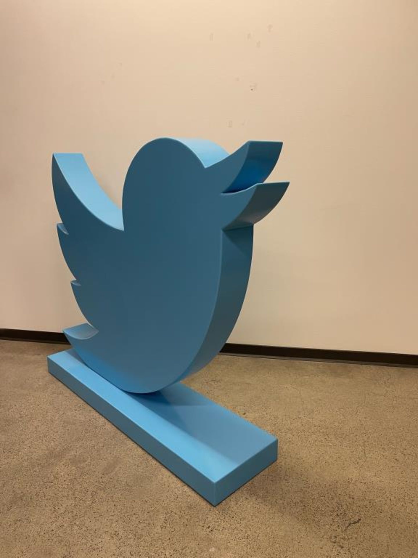 Twitter Bird Statue - Image 2 of 3