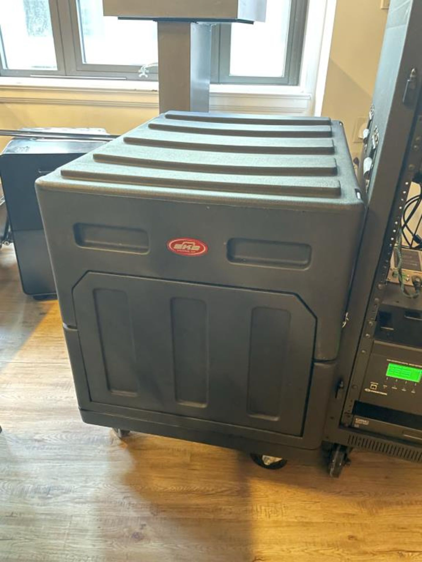 Complete Multi-Function Entertainment System (Audio/Video) - Image 17 of 31