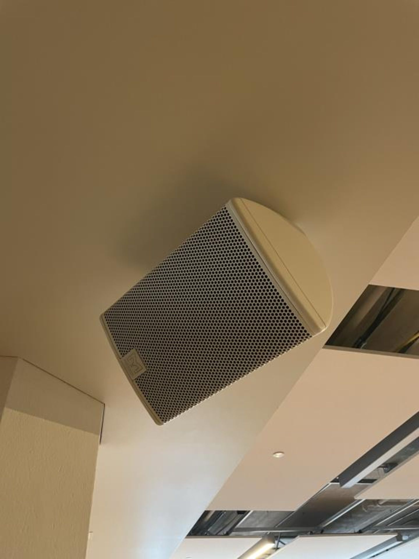 Complete Multi-Function Entertainment System (Audio/Video) - Image 30 of 31