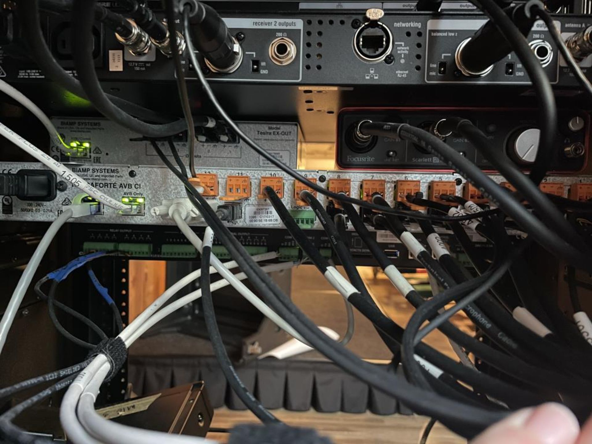 Complete Multi-Function Entertainment System (Audio/Video) - Image 11 of 31