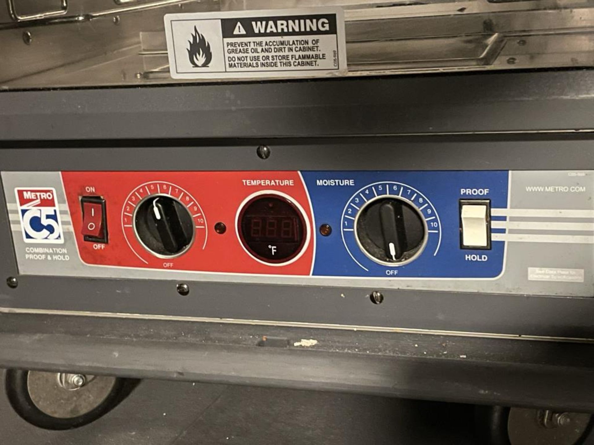 Metro C5 3 Series Holding/Proofing Cabinet - Image 2 of 4