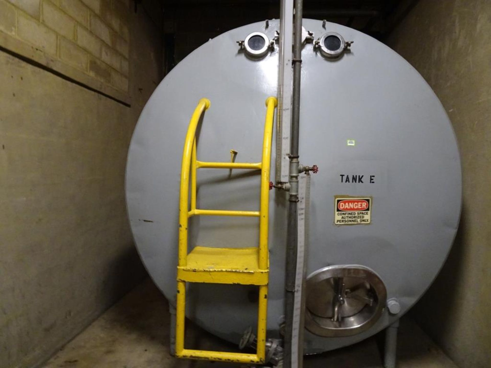 Horizontal Storage Tank - Image 2 of 2