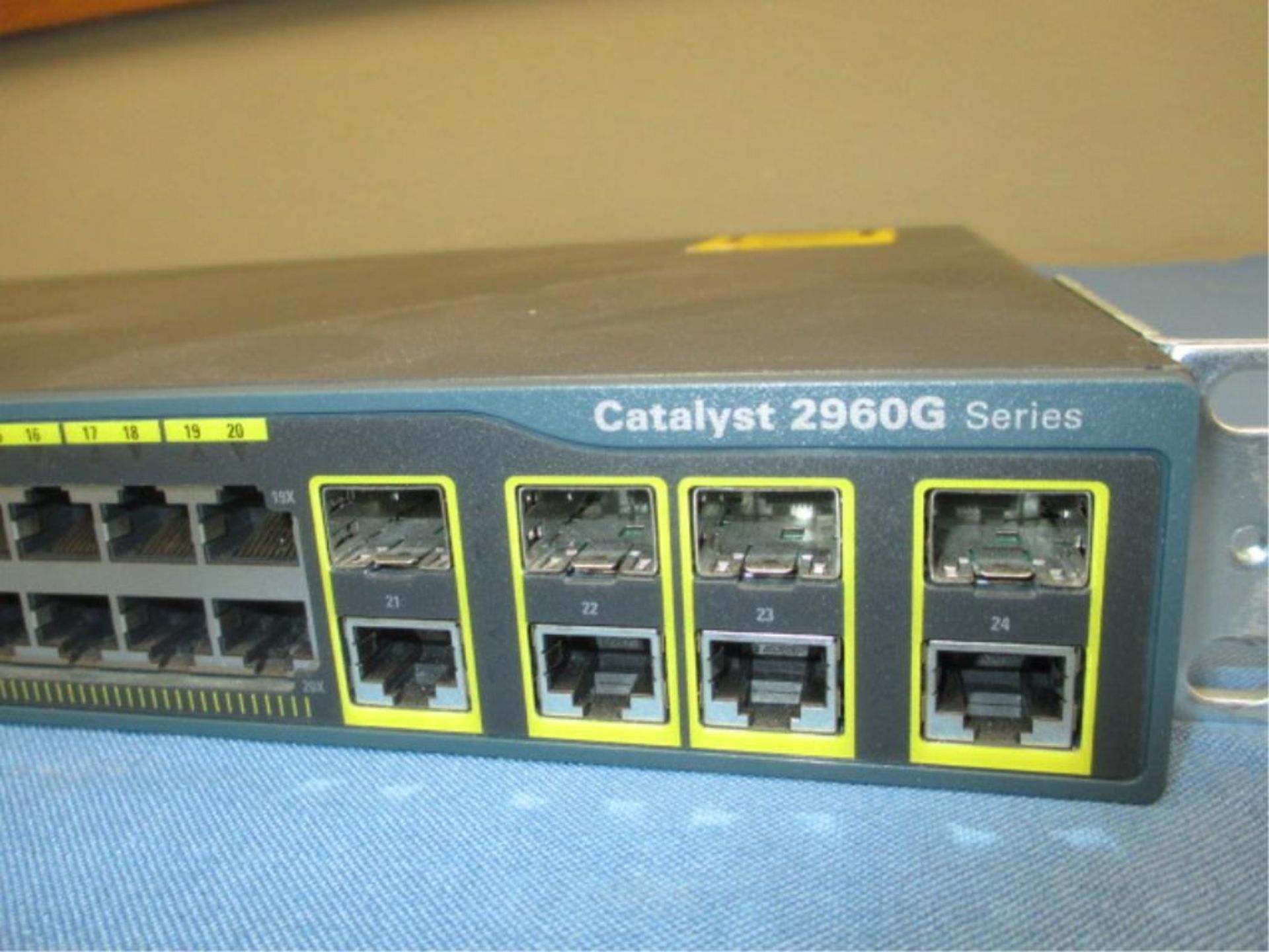 Cisco Ethernet Switch - Image 2 of 4