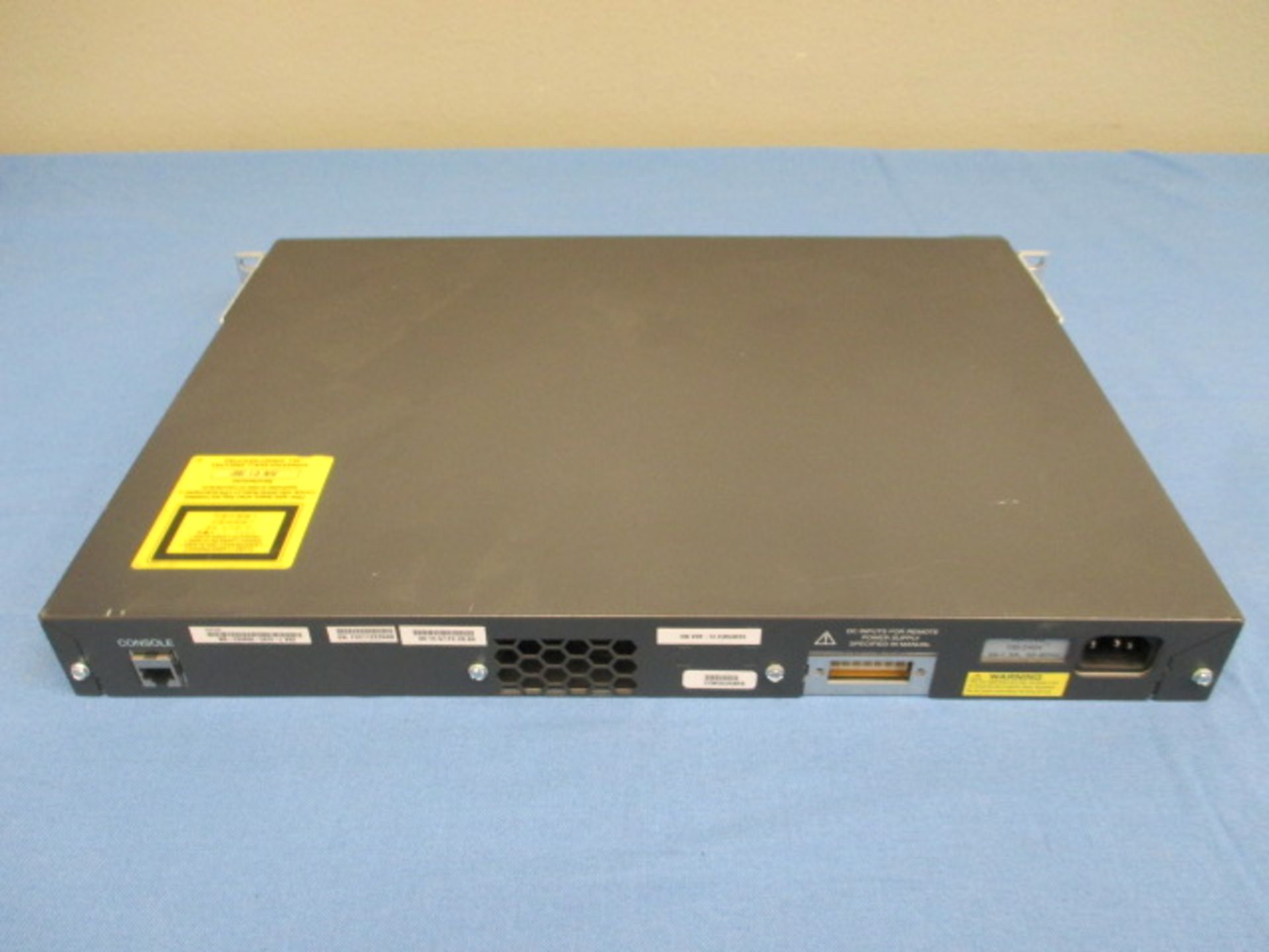 Cisco Ethernet Switch - Image 3 of 4