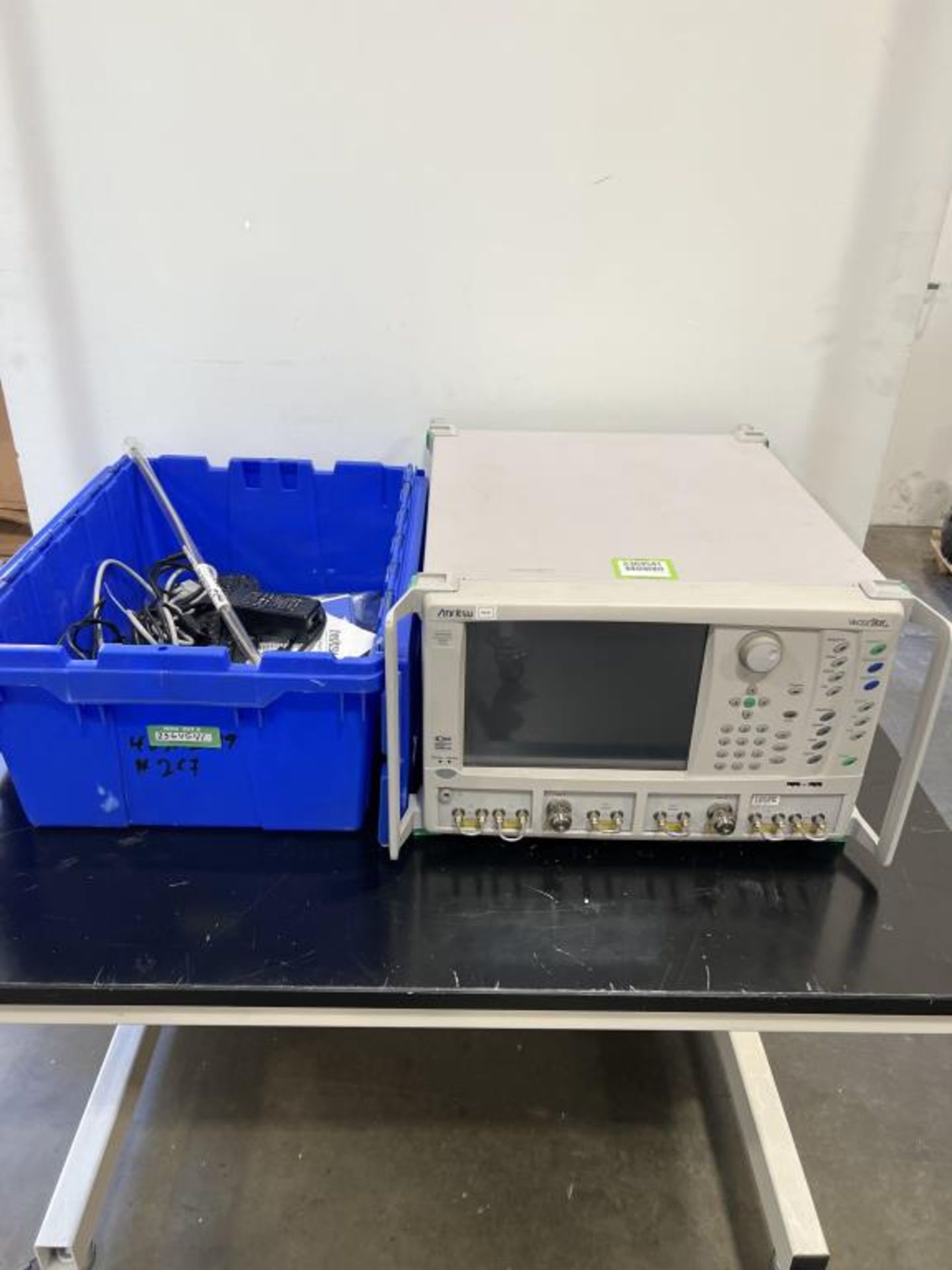 ANRITSU MS4644B VECTOR ANALYZER