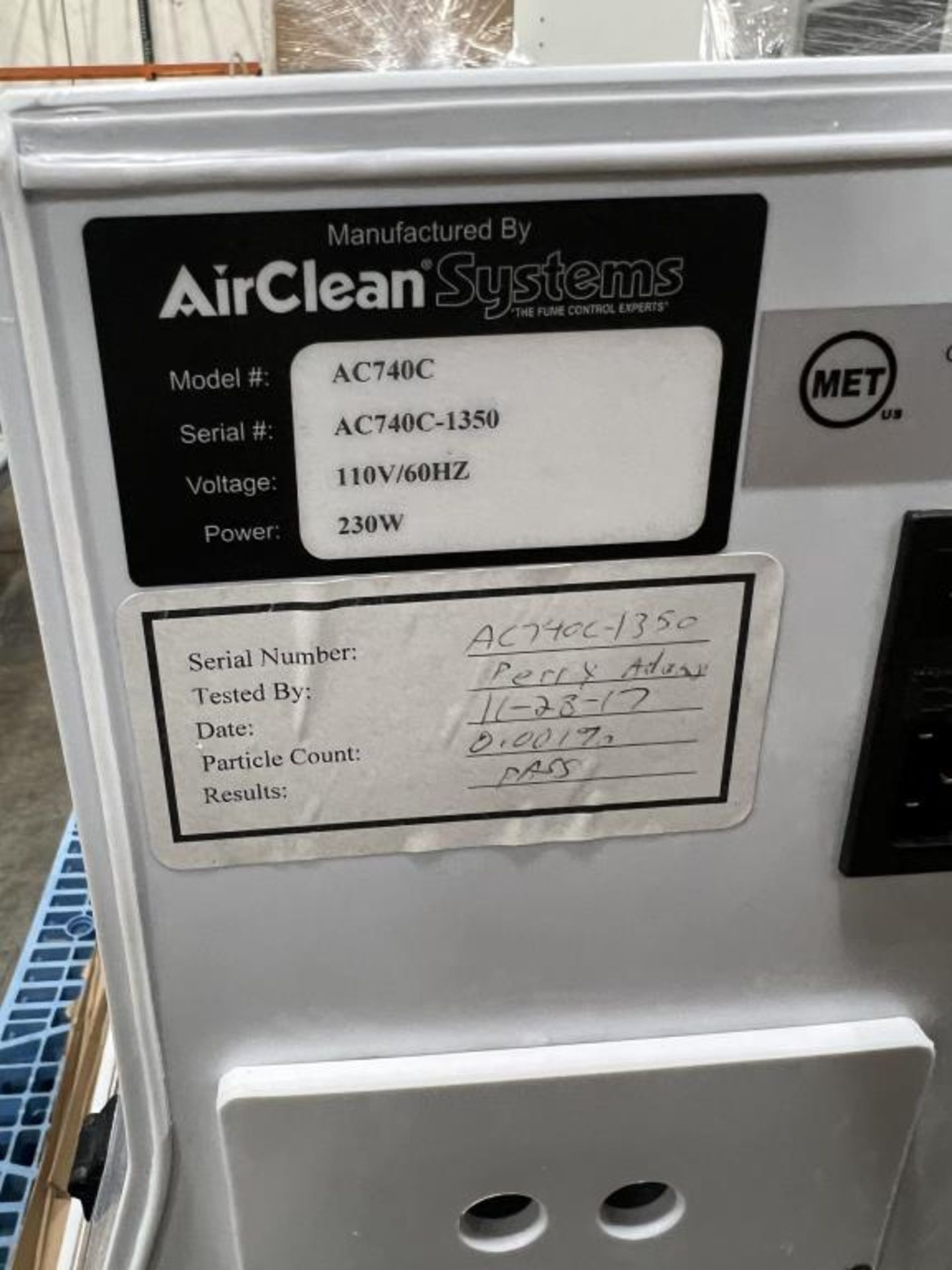 Air Clean Systems Balance Enclosure - Image 2 of 2