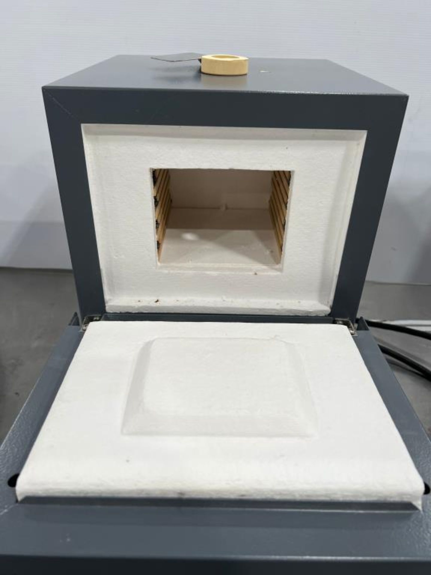 Thermo Scientific Muffle Furnace - Image 2 of 4