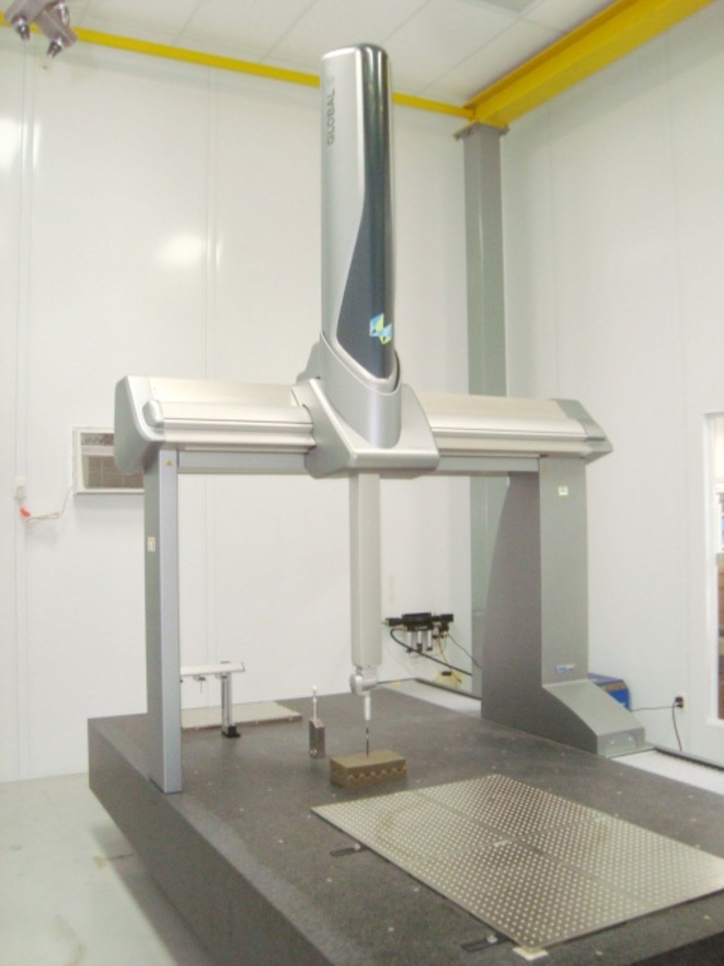 Coordinate Measuring Machine - Image 4 of 28