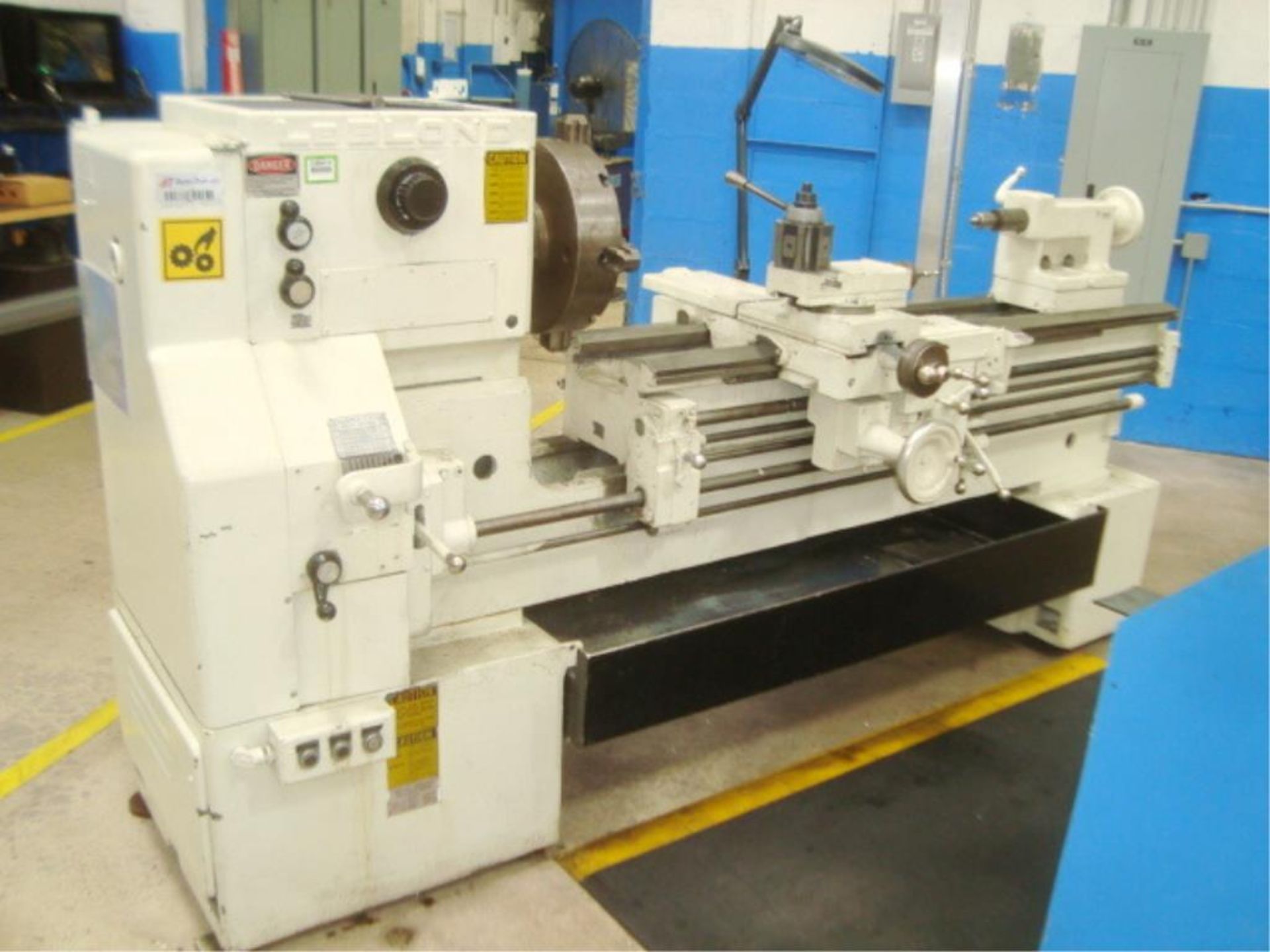 Gap Bed Lathe - Image 9 of 12