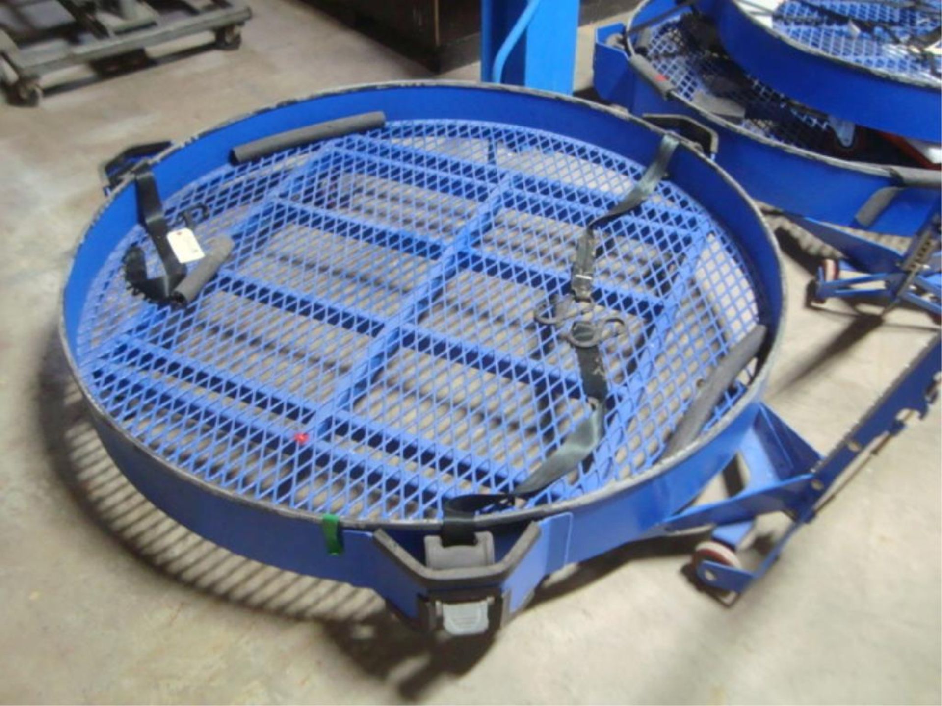 Mobile Aircraft Casing Transport Dolly With 3-Securing Ratchet Straps ...