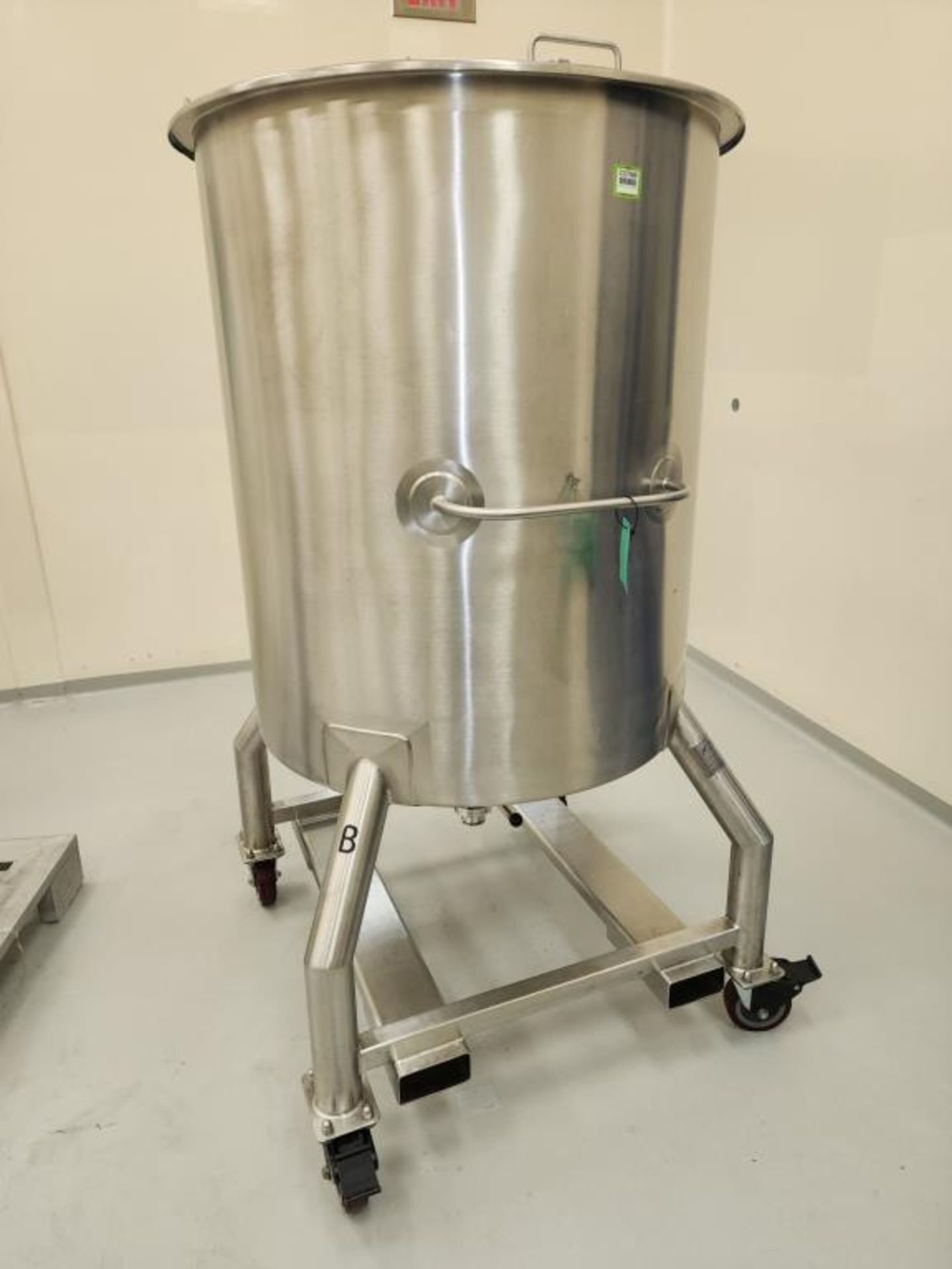 Highland 900L Stainless Steel Tank - Image 5 of 6