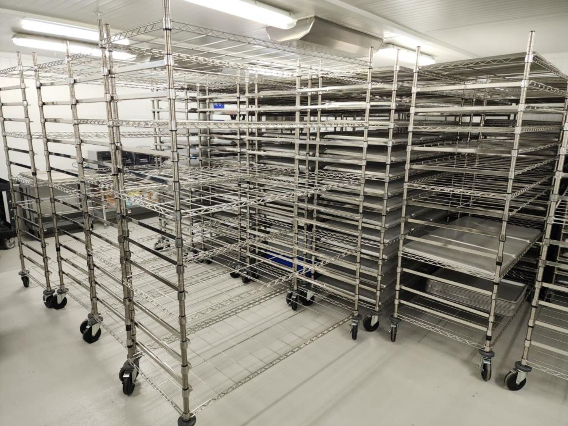 Drying Carts and Trays - Image 9 of 12