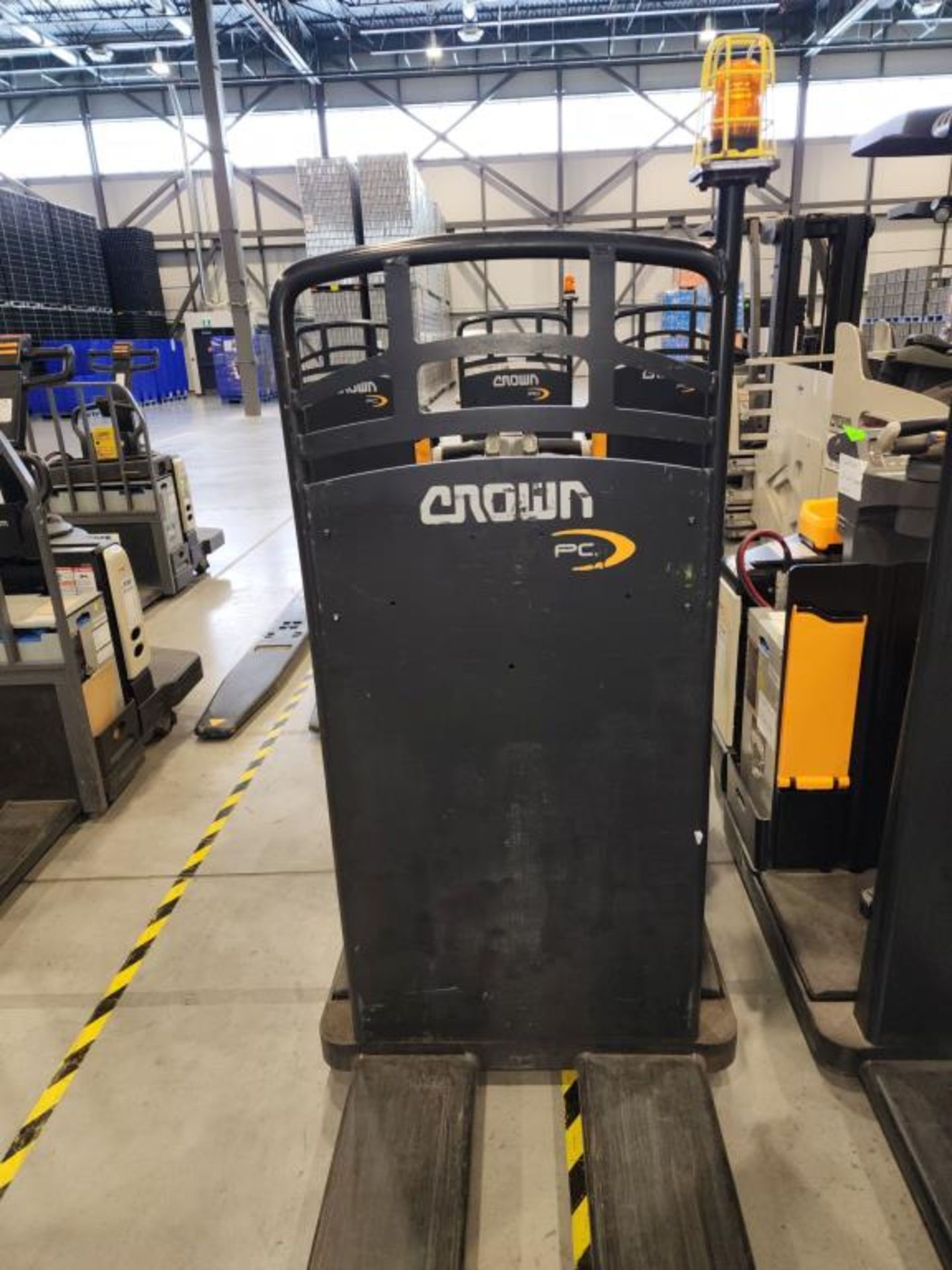 Crown Forklift Truck - Image 16 of 18