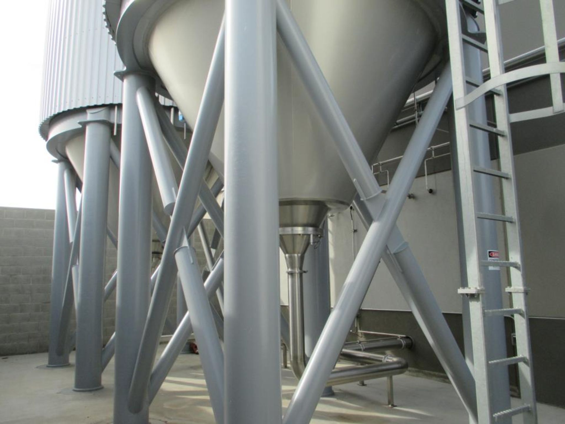 Ziemann Fermentation Towers - Image 3 of 7