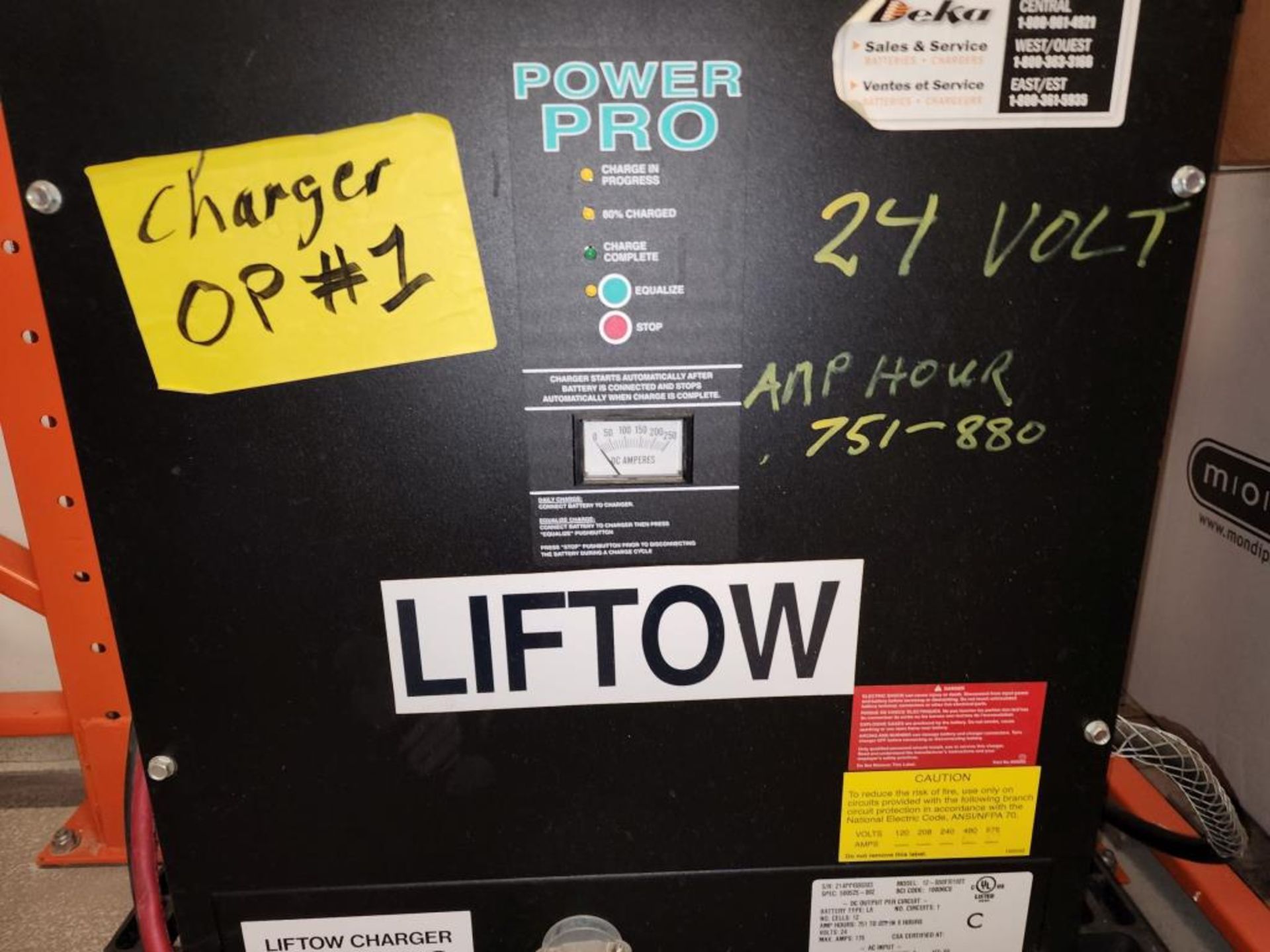 Toyota Lift Truck W/ Battery & Charger - Image 21 of 21
