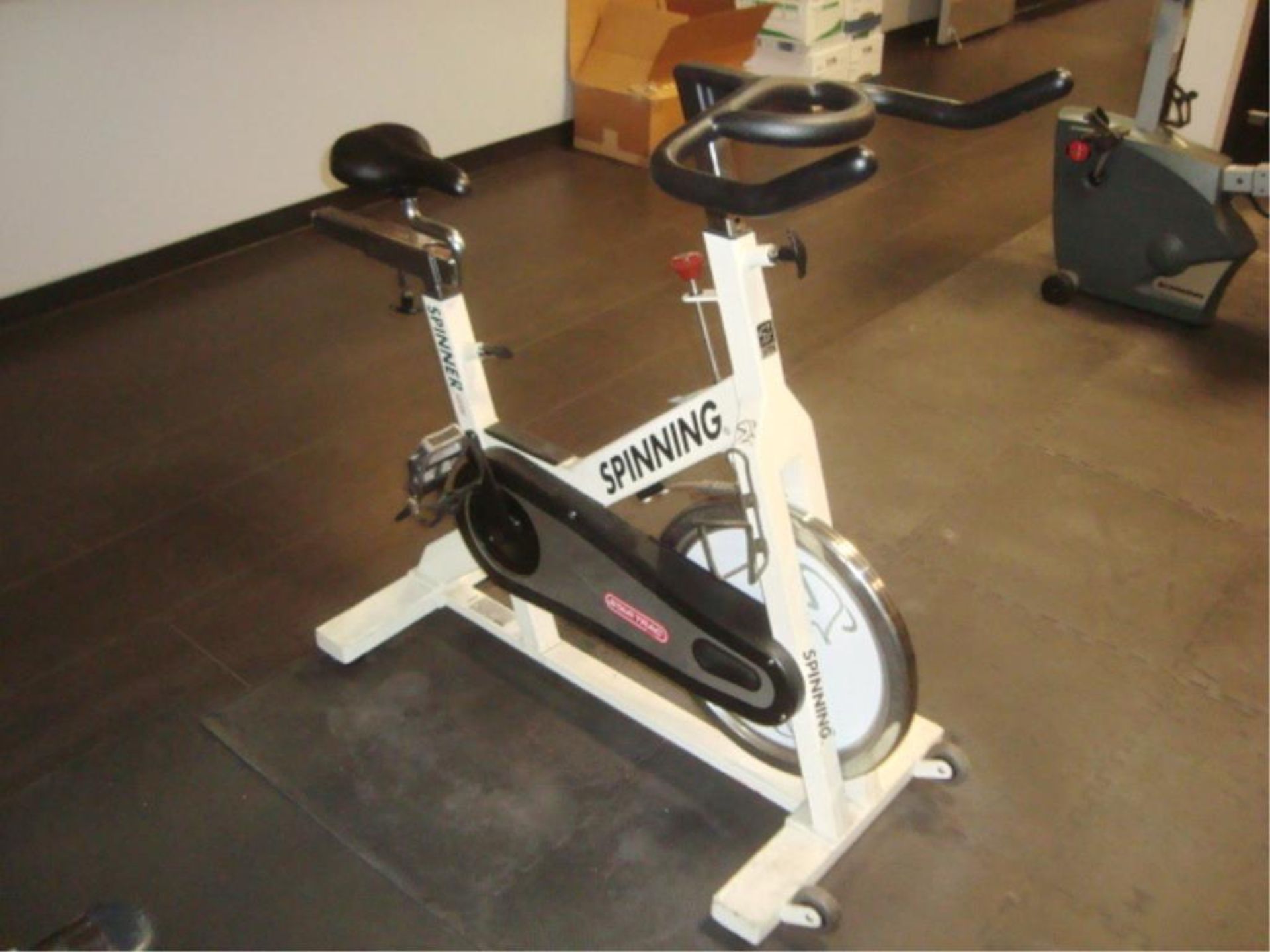 Spinning Exerciser Cycling Machine - Image 3 of 3