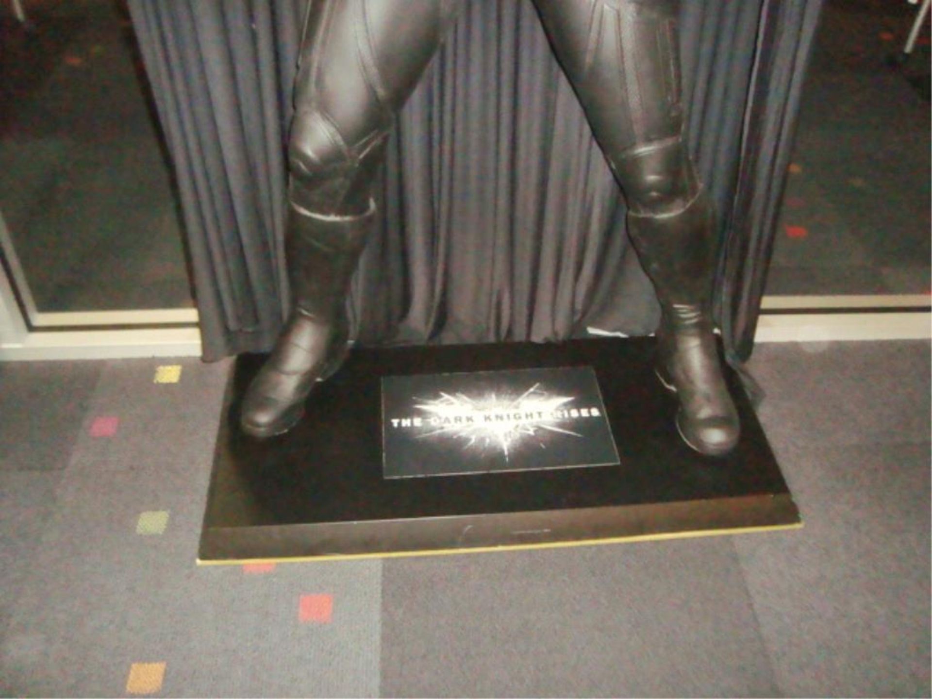 Life Size "BATMAN" Collectors Mannequin - Image 5 of 6