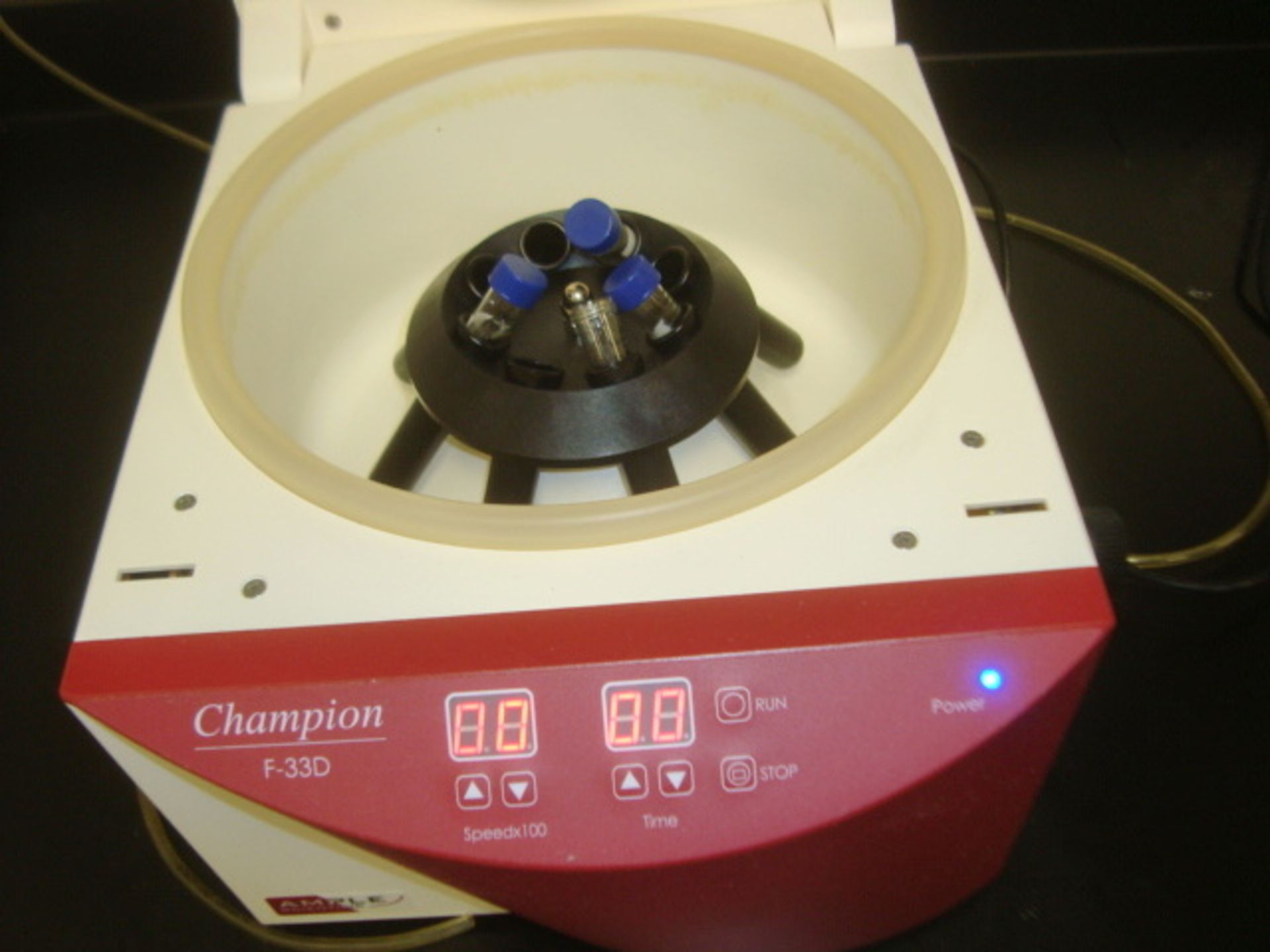 Centrifuge - Image 4 of 7