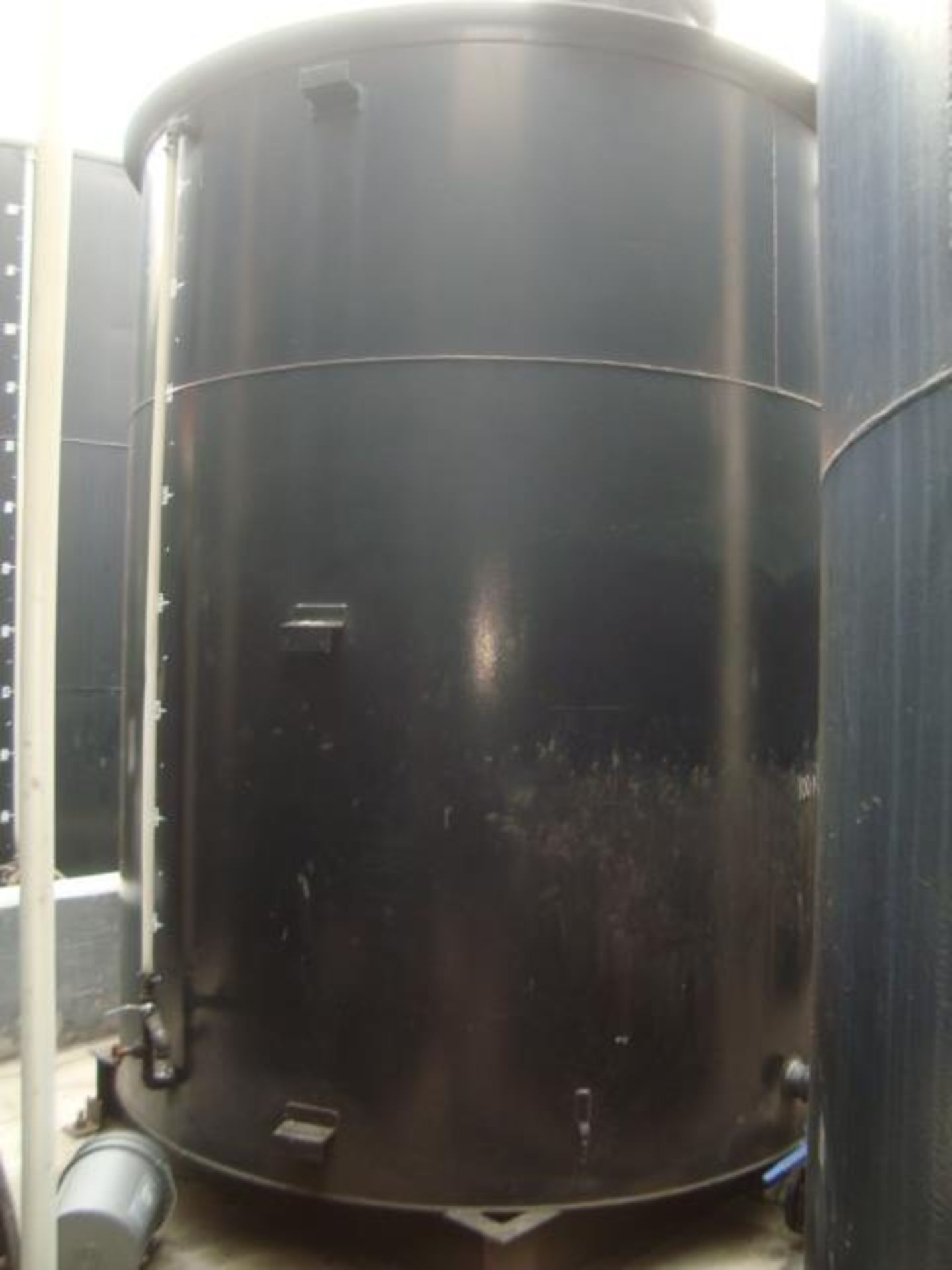 3500 Gallon Cap. Closed Top Tank - Image 5 of 9