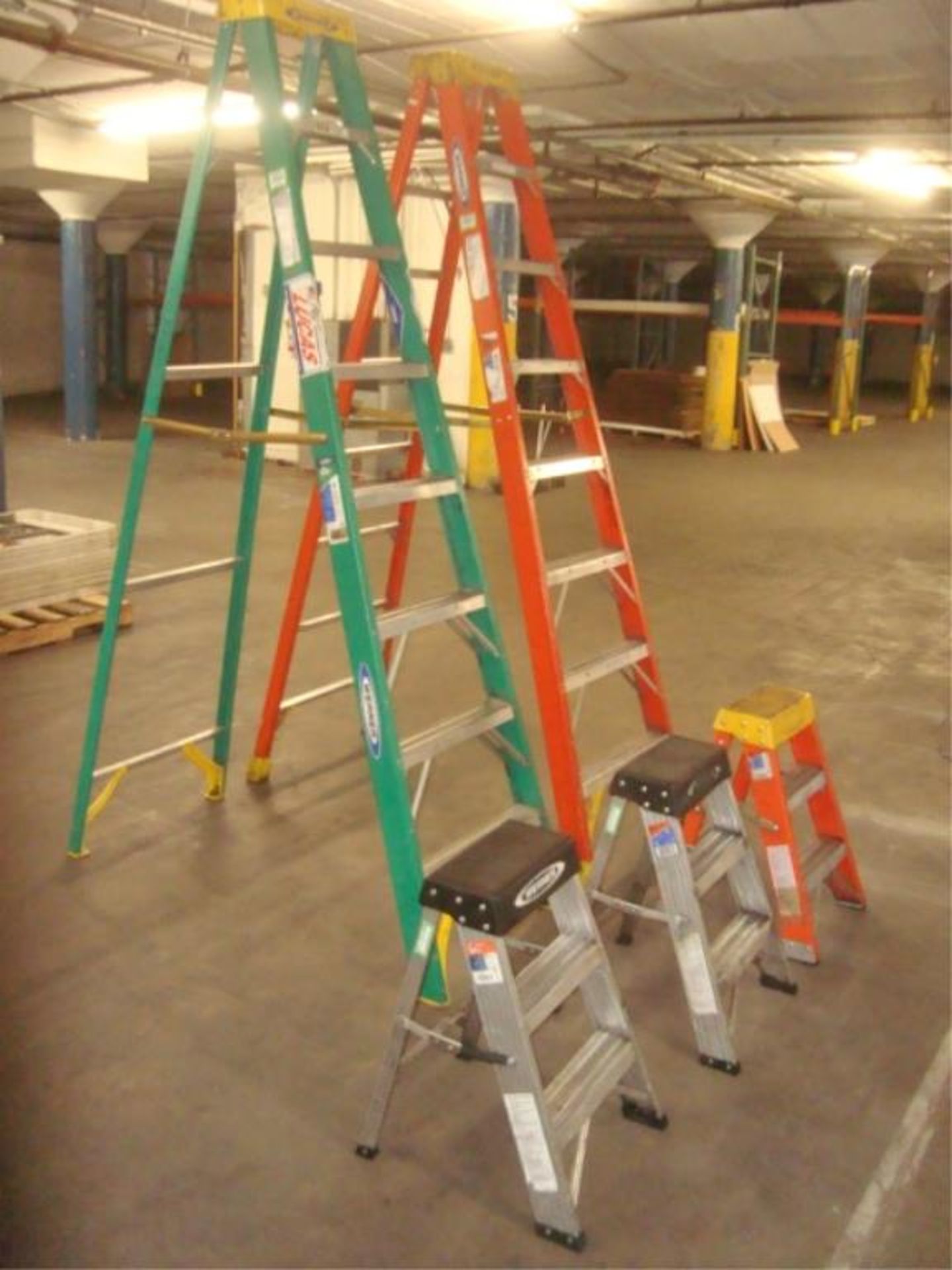 Fiberglass & Aluminum Ladders - Image 3 of 5